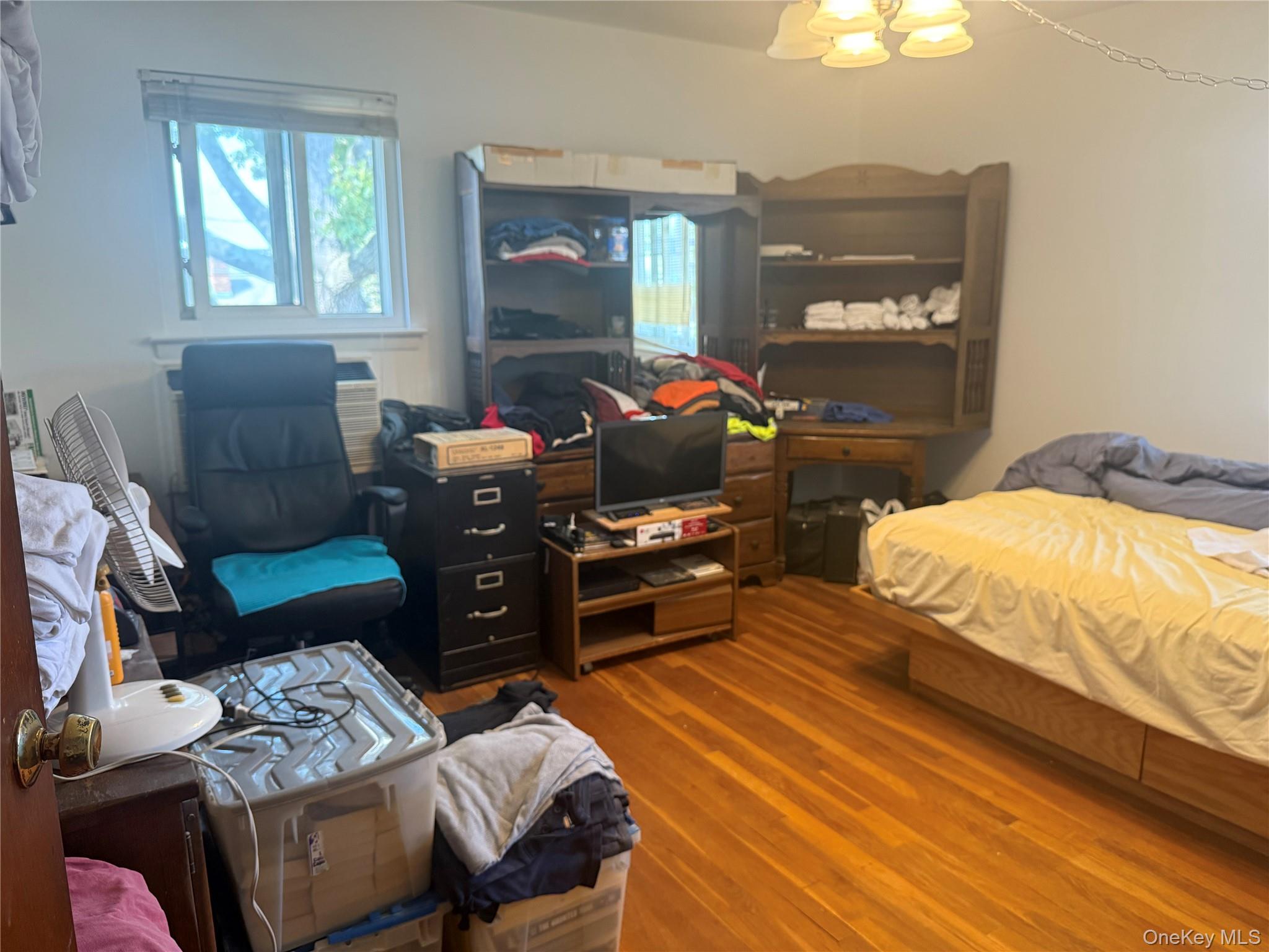 383 Clinton Avenue, Cedarhurst, NY 11516