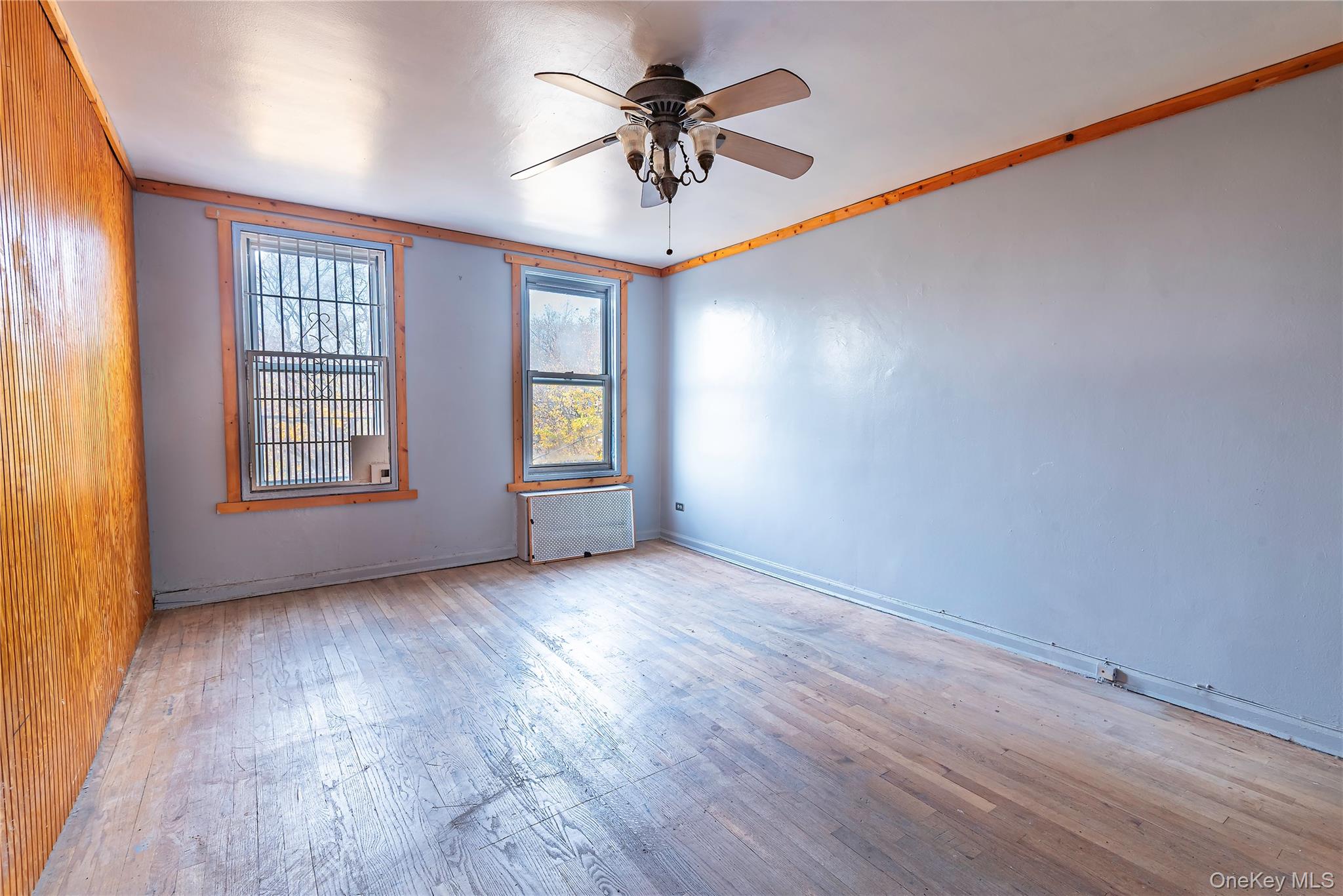 133-01 Booth Memorial Ave, Flushing, NY 11355