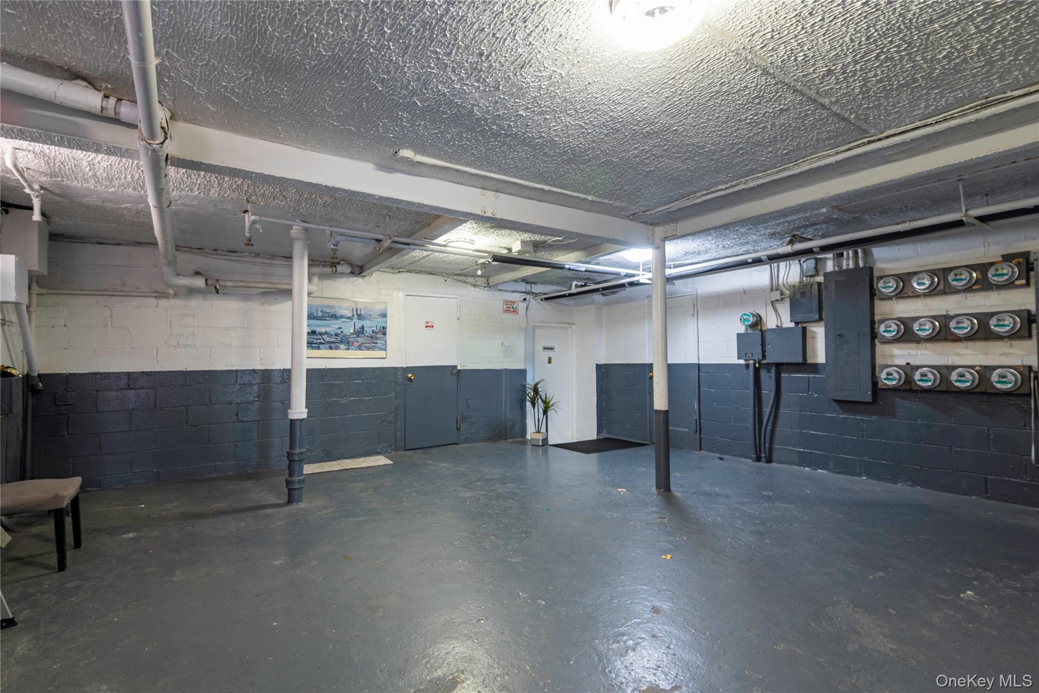 133-01 Booth Memorial Ave, Flushing, NY 11355