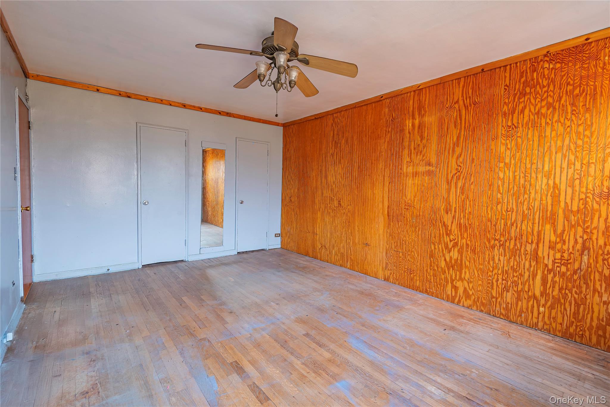 133-01 Booth Memorial Ave, Flushing, NY 11355