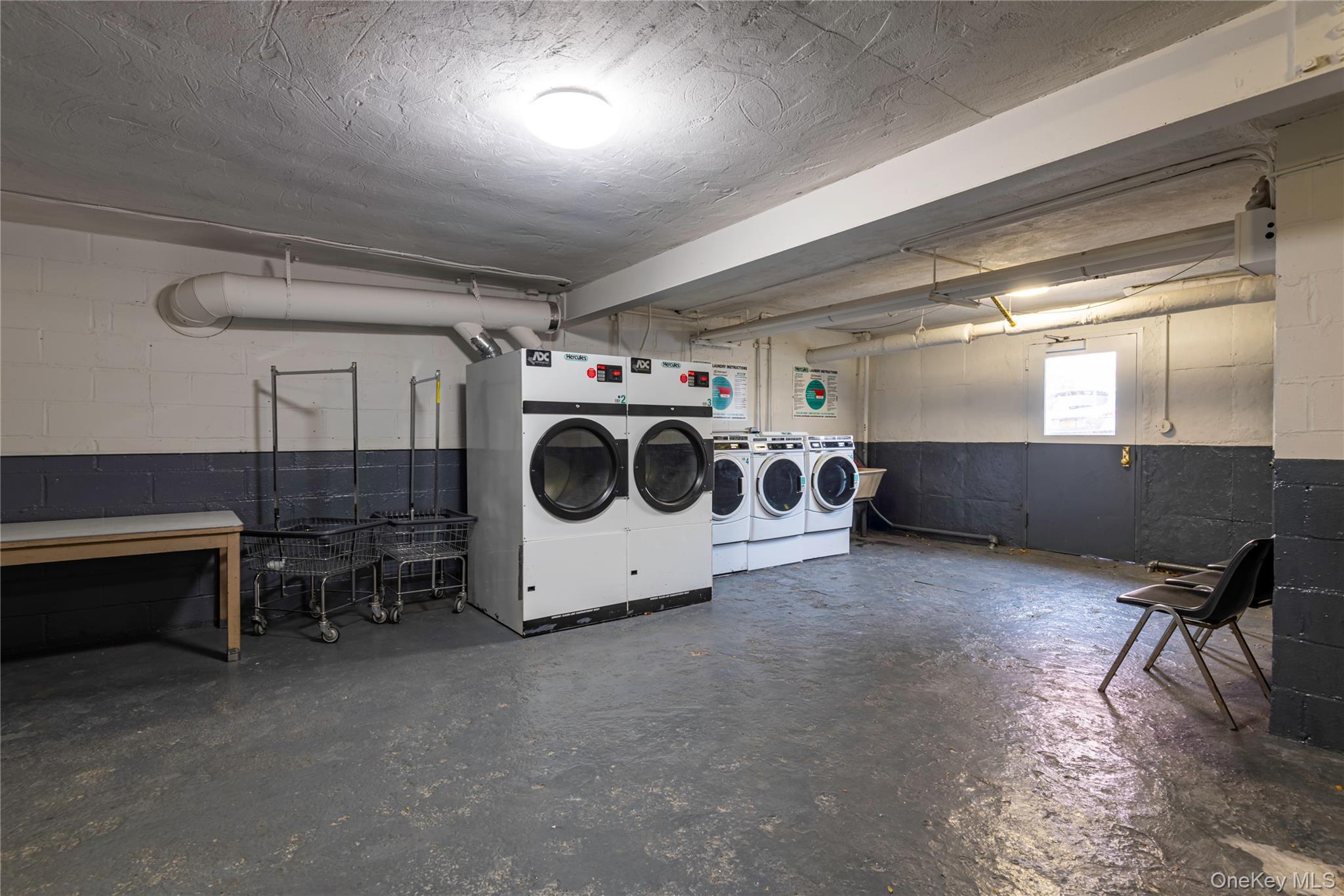 133-01 Booth Memorial Ave, Flushing, NY 11355