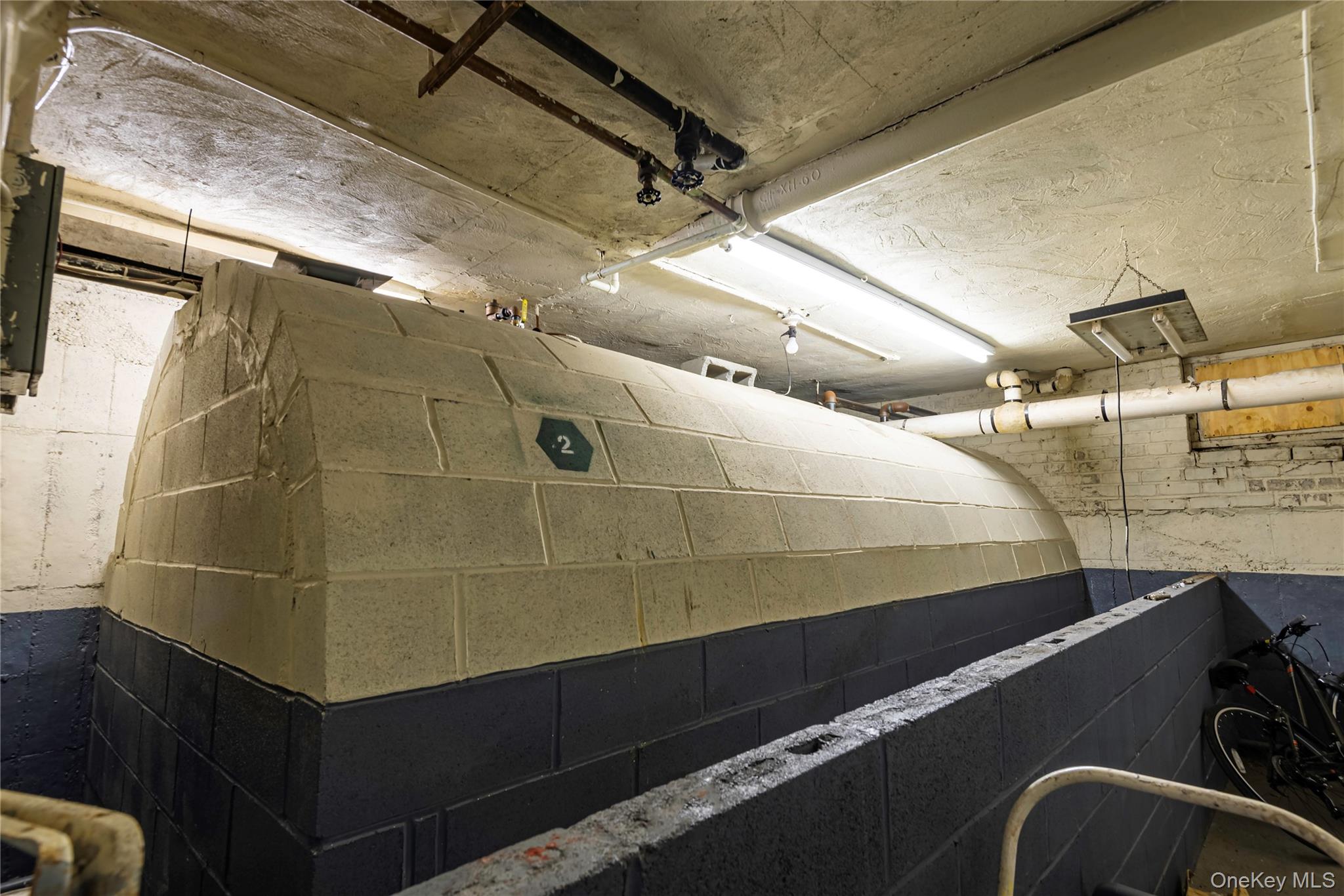 133-01 Booth Memorial Ave, Flushing, NY 11355