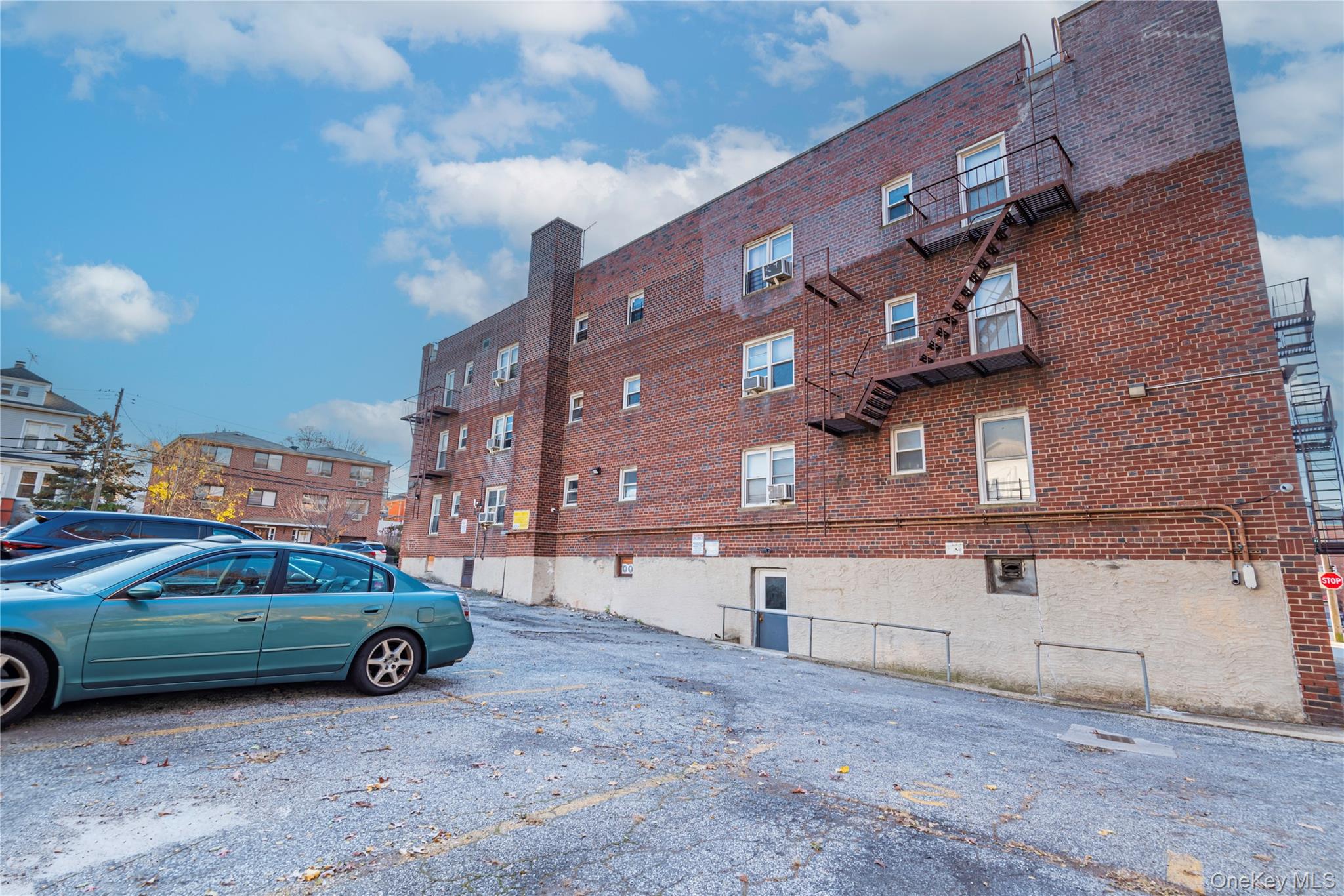 133-01 Booth Memorial Ave, Flushing, NY 11355