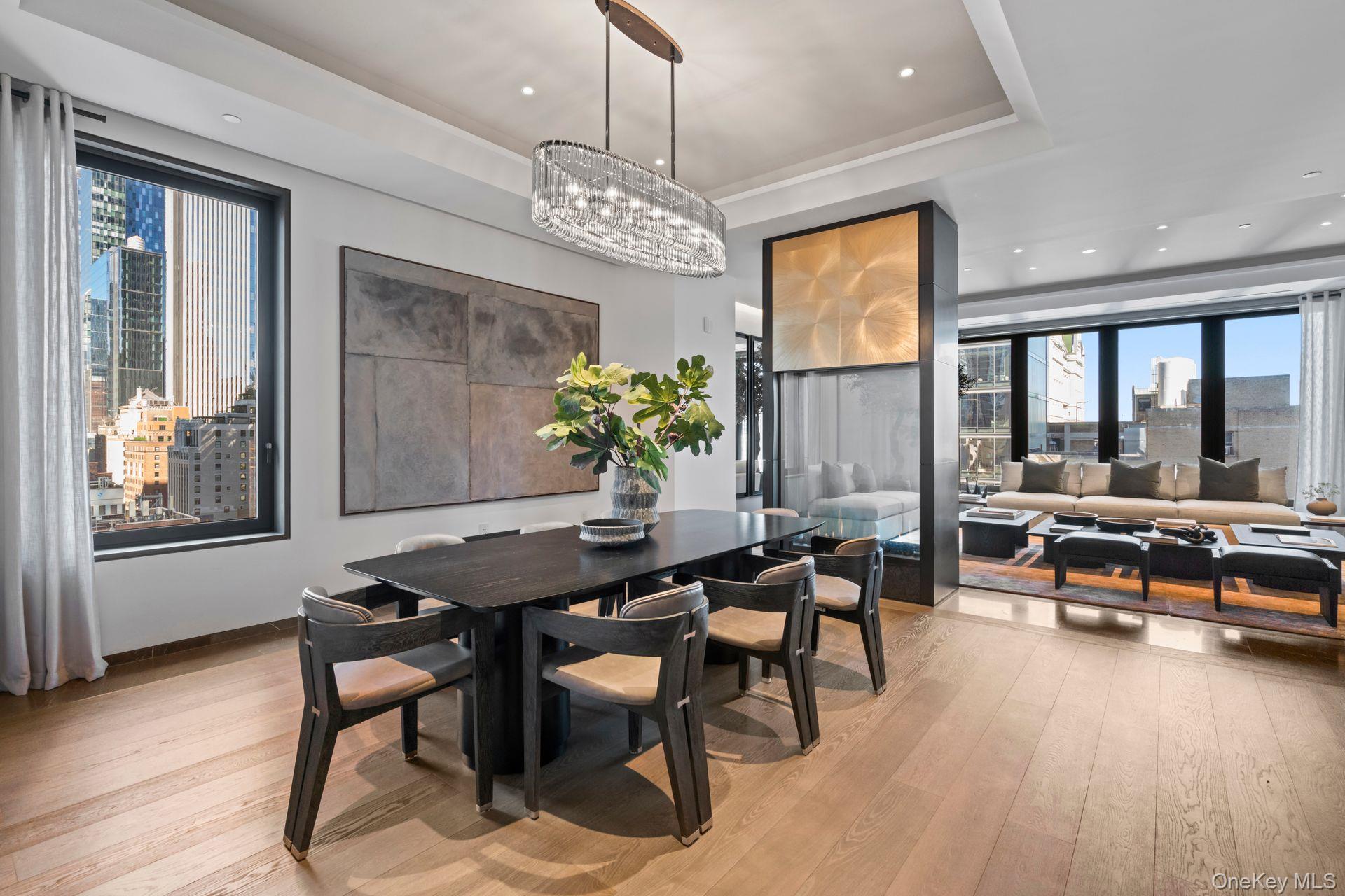 730 5th Avenue # 17B, New York (Manhattan), NY 10019