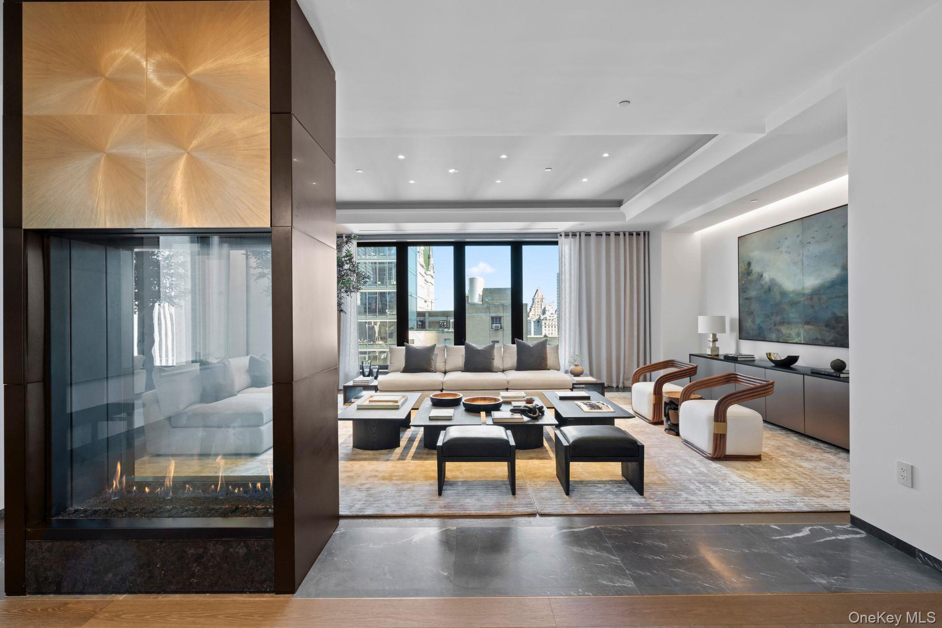 730 5th Avenue # 17B, New York (Manhattan), NY 10019