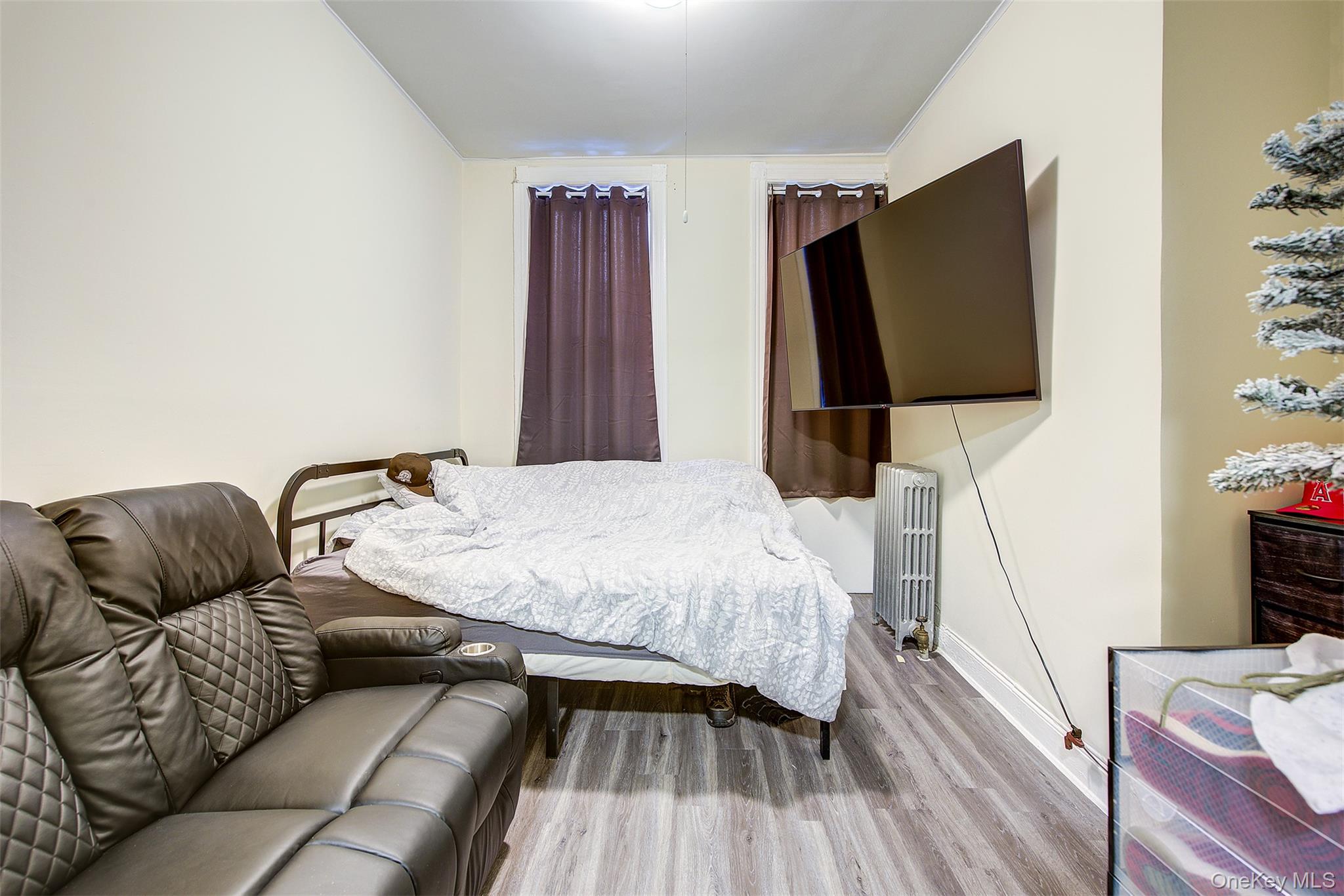 603 WOODWARD Avenue, Ridgewood, NY 11385