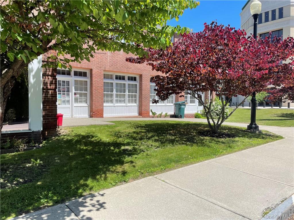 34 Gleneida Avenue, Carmel, NY 10512