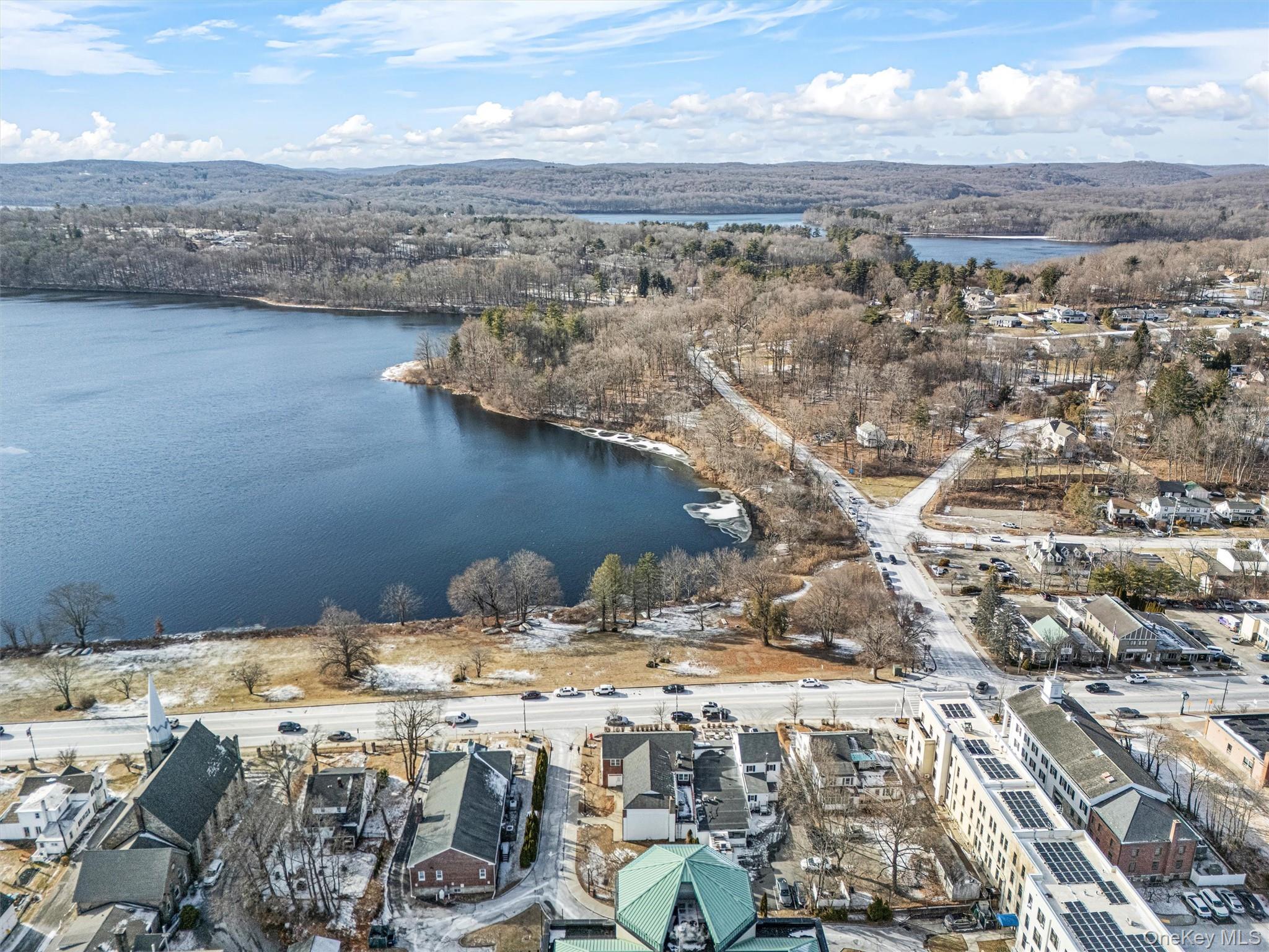 34 Gleneida Avenue, Carmel, NY 10512