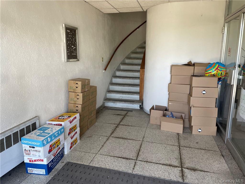 34 Gleneida Avenue, Carmel, NY 10512