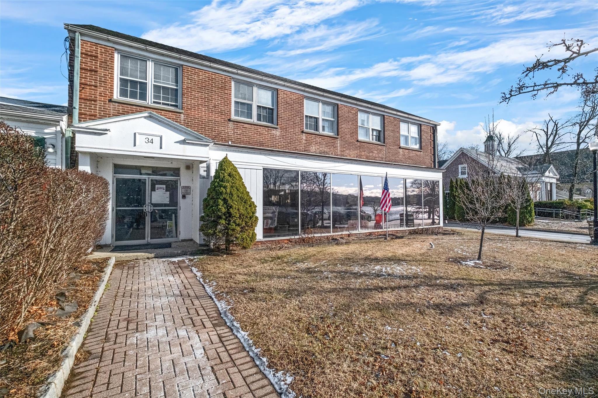 34 Gleneida Avenue, Carmel, NY 10512