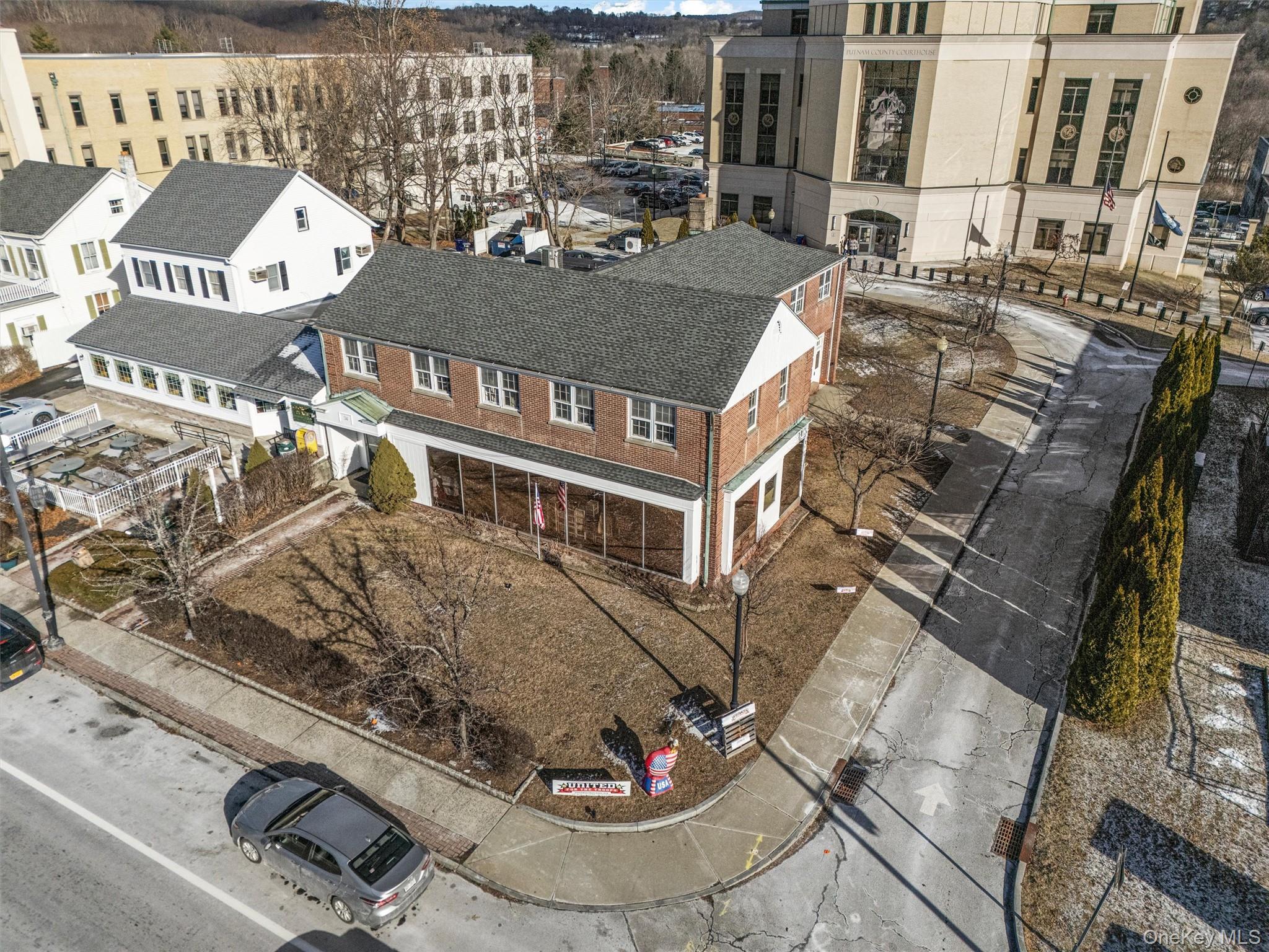 34 Gleneida Avenue, Carmel, NY 10512