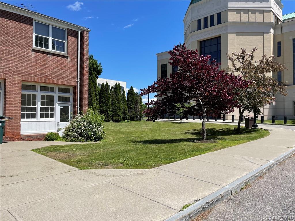 34 Gleneida Avenue, Carmel, NY 10512