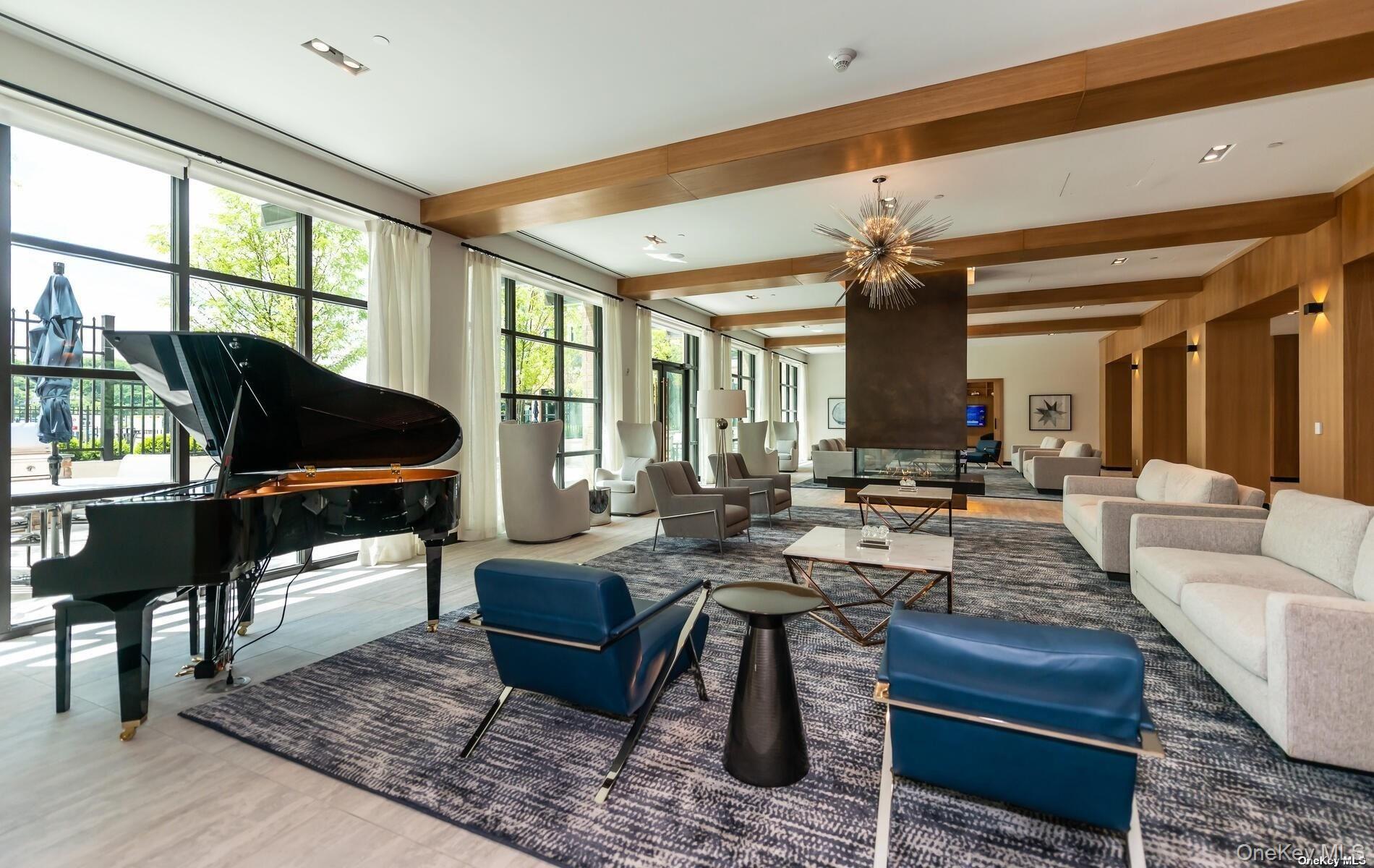 100 Garvies Point Road # 1014, Glen Cove, NY 11542