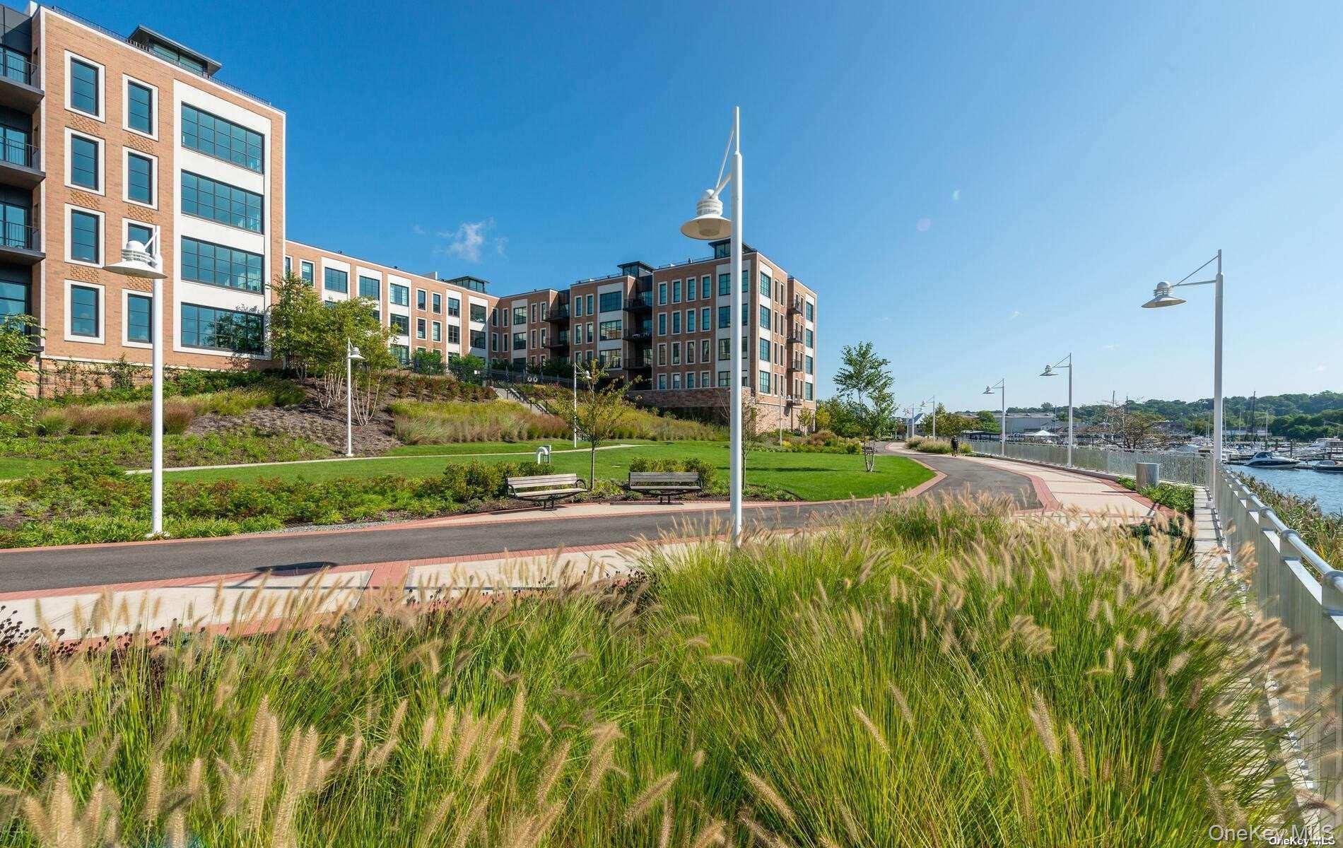 100 Garvies Point Road # 1014, Glen Cove, NY 11542