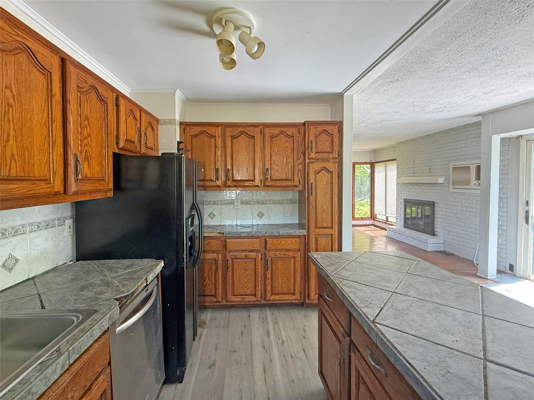 33 Birch Court, Riverhead, NY 11901