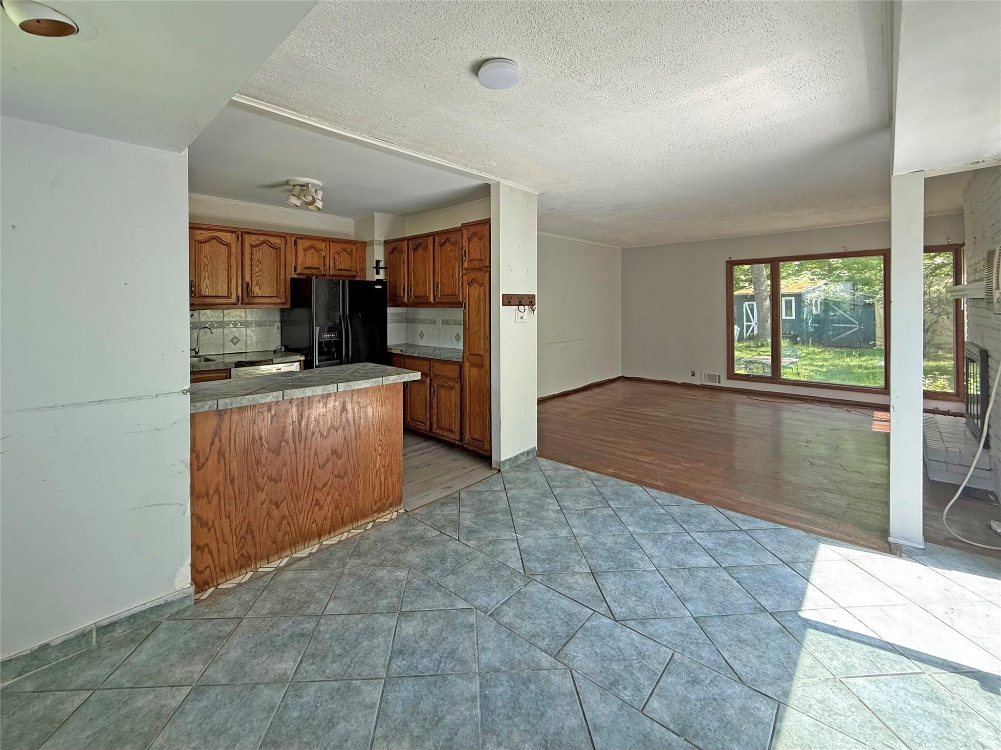 33 Birch Court, Riverhead, NY 11901