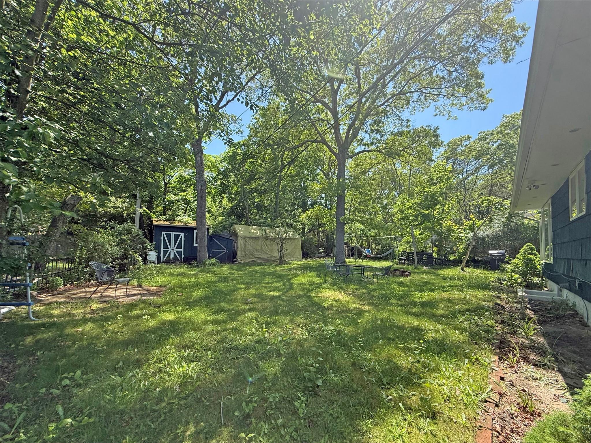 33 Birch Court, Riverhead, NY 11901