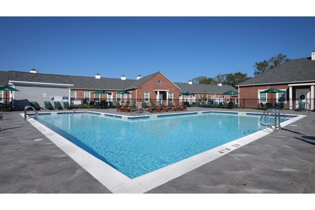 75 Circle Drive # 93-102, Central Islip, NY 11722