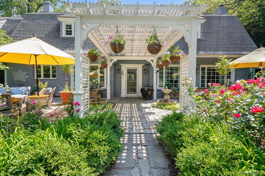 16 Fox Hollow Lane, Garrison, NY 10524