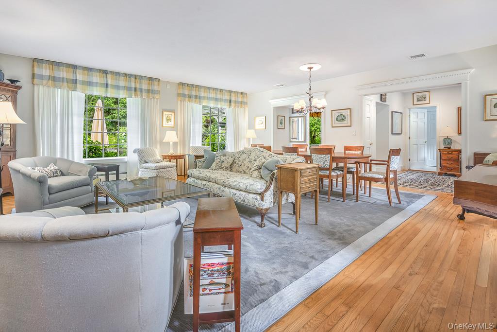 16 Fox Hollow Lane, Garrison, NY 10524