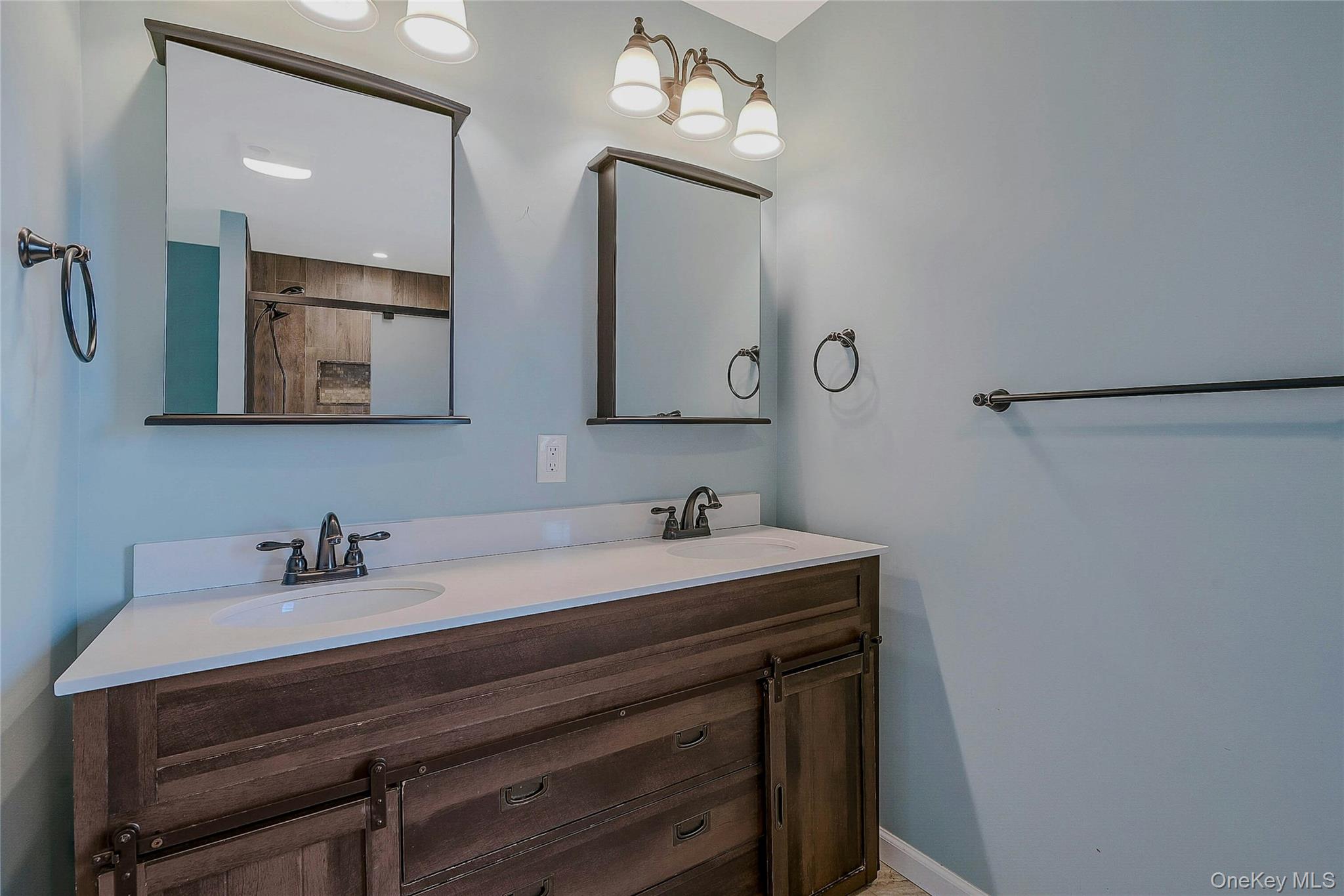 1727 Main Road, Jamesport, NY 11947