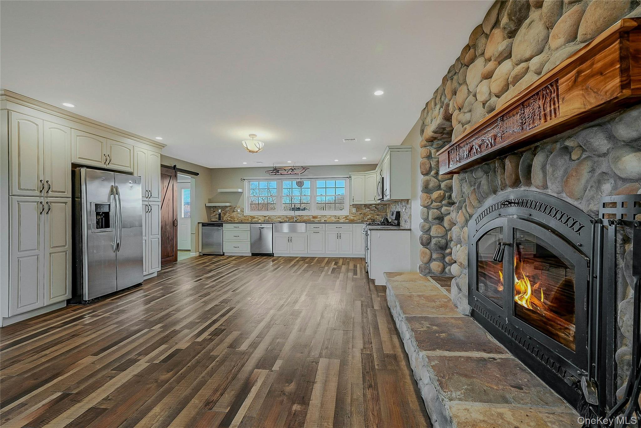 1727 Main Road, Jamesport, NY 11947