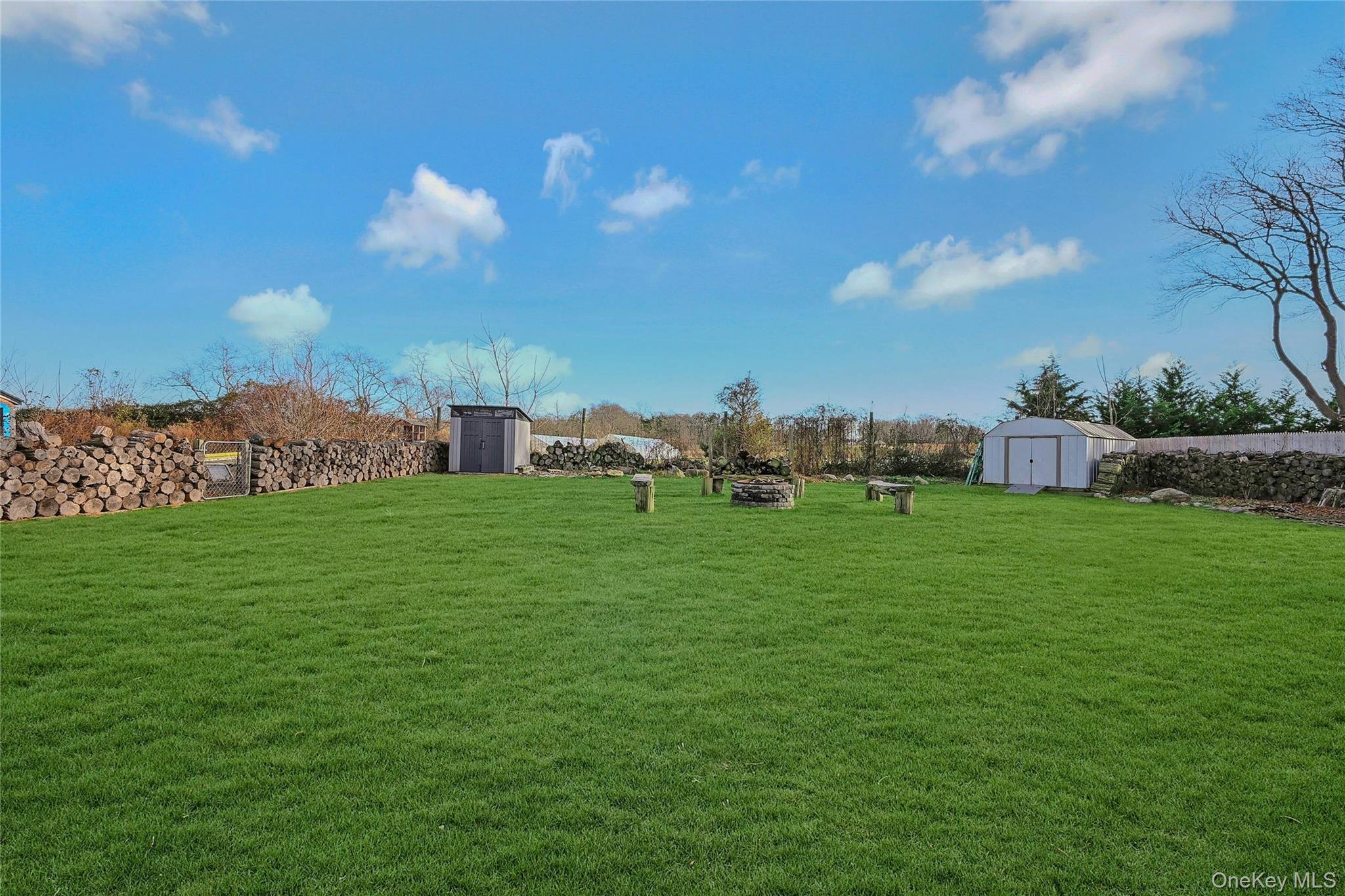 1727 Main Road, Jamesport, NY 11947