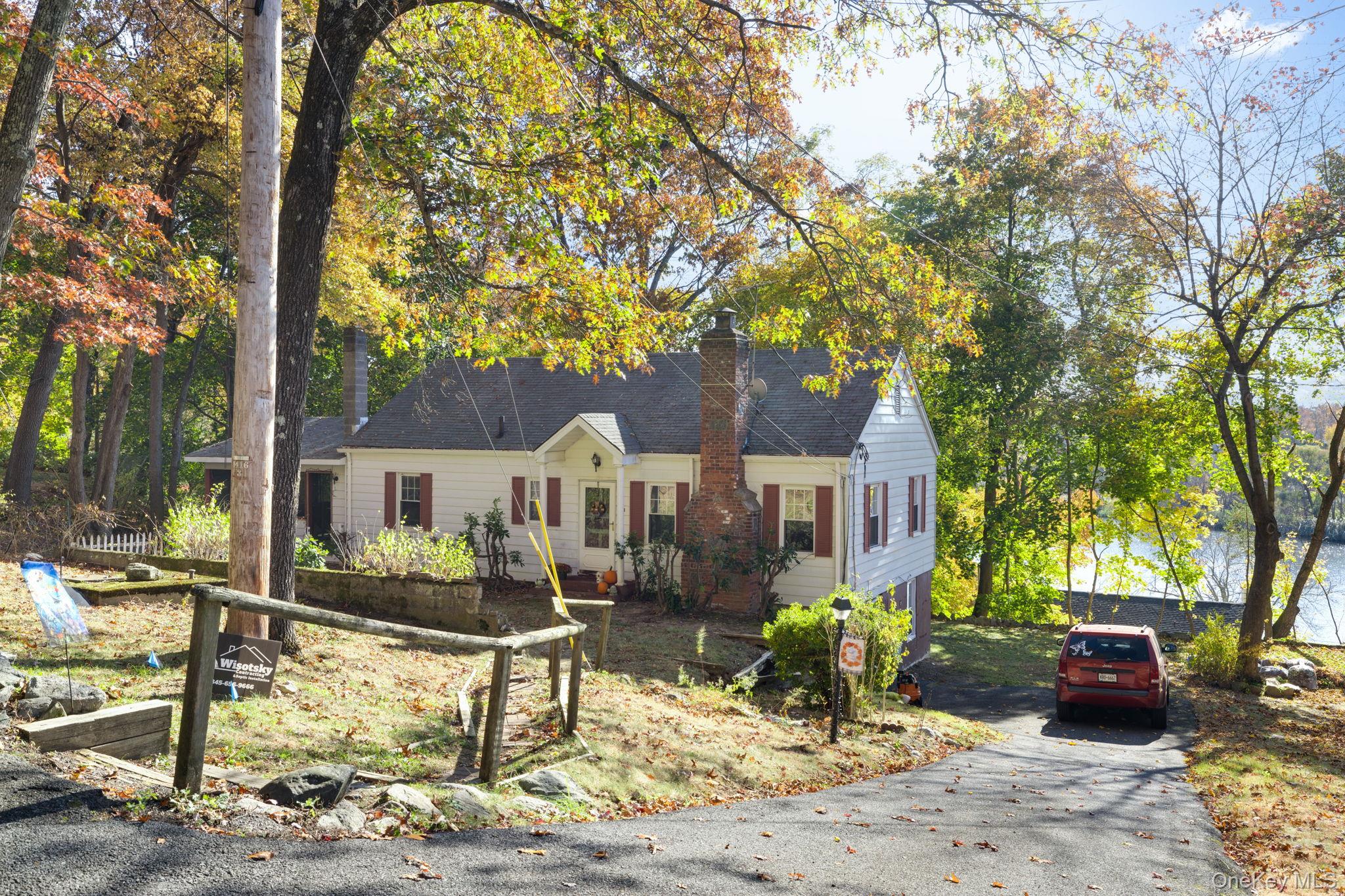 23 Grandview Drive, Mahopac, NY 10541