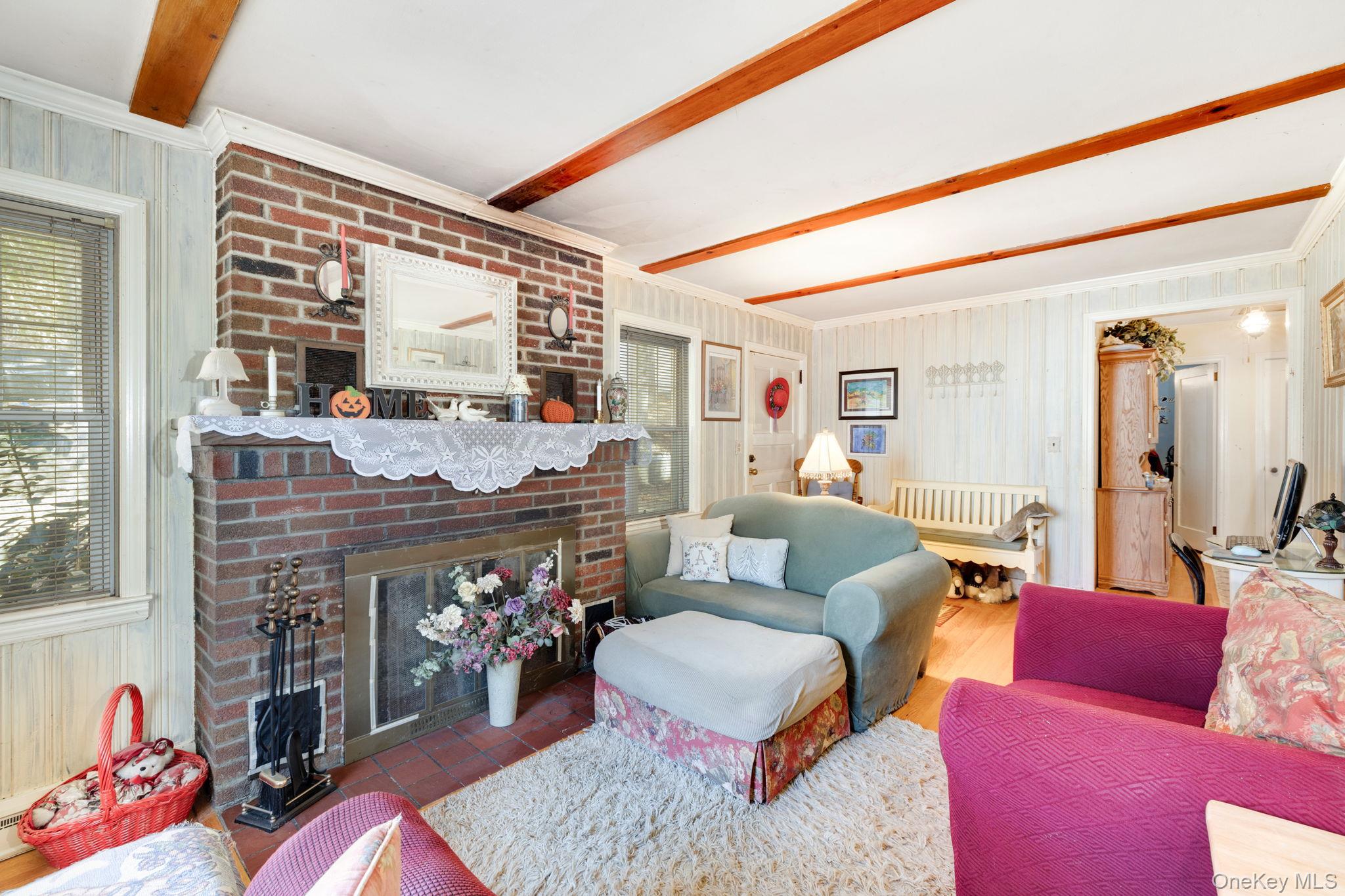 23 Grandview Drive, Mahopac, NY 10541