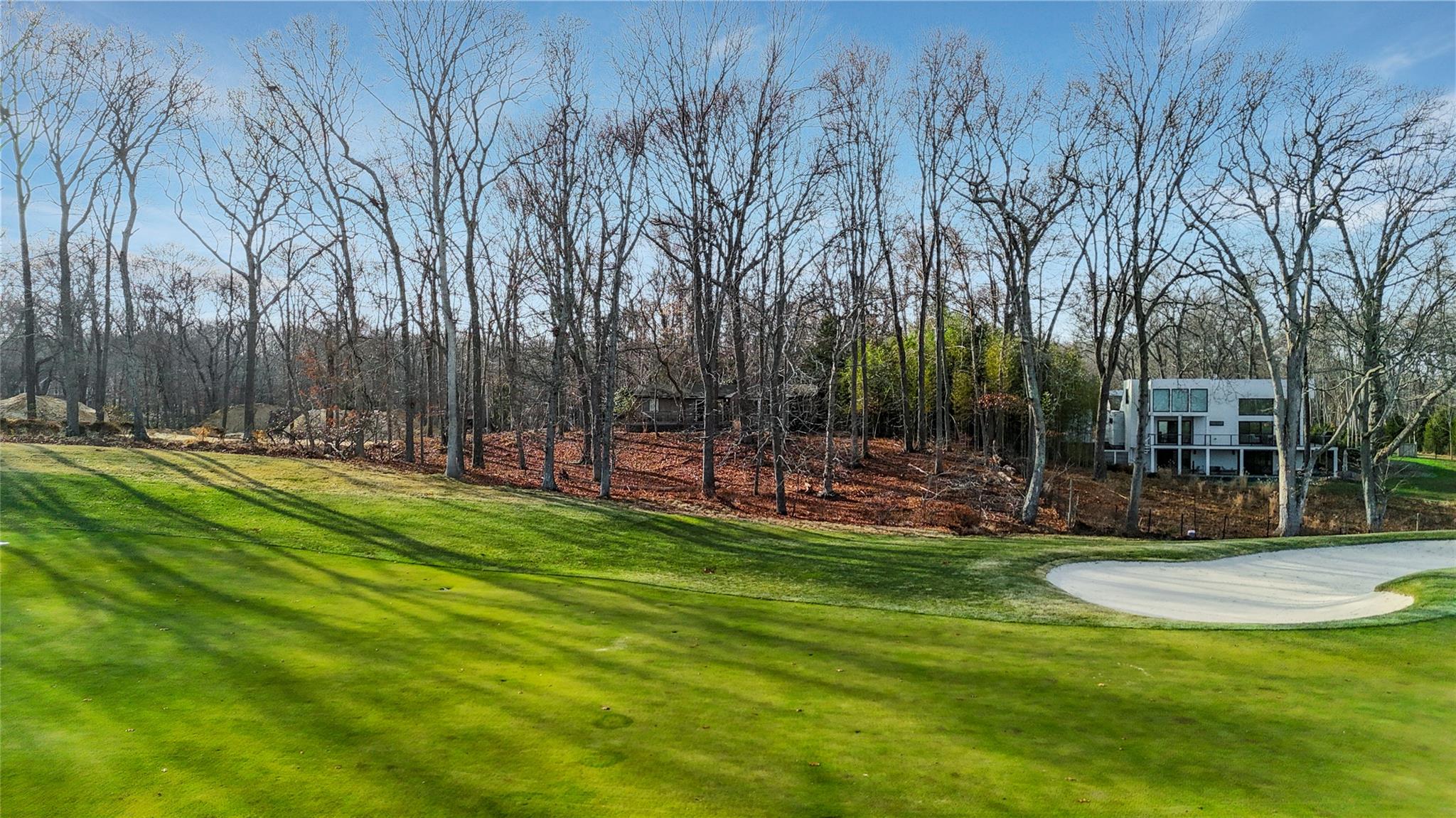 2885 Deerfield Road, Sag Harbor, NY 11963