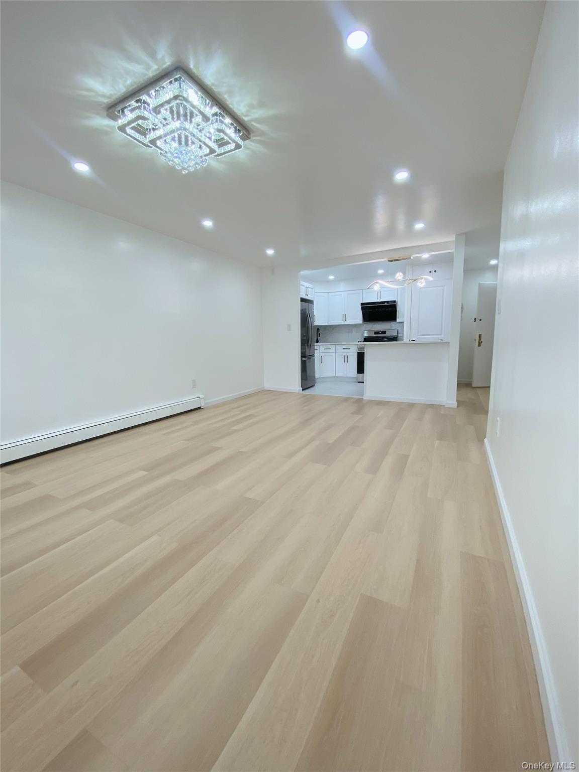 144-23 Barclay Avenue # 6B, Flushing, NY 11355