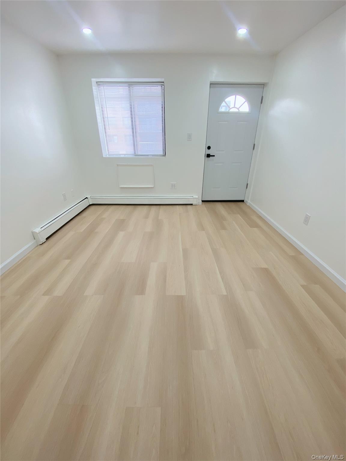 144-23 Barclay Avenue # 6B, Flushing, NY 11355