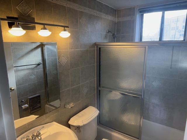 1 bay club Drive drive # 1U, Bayside, NY 11360