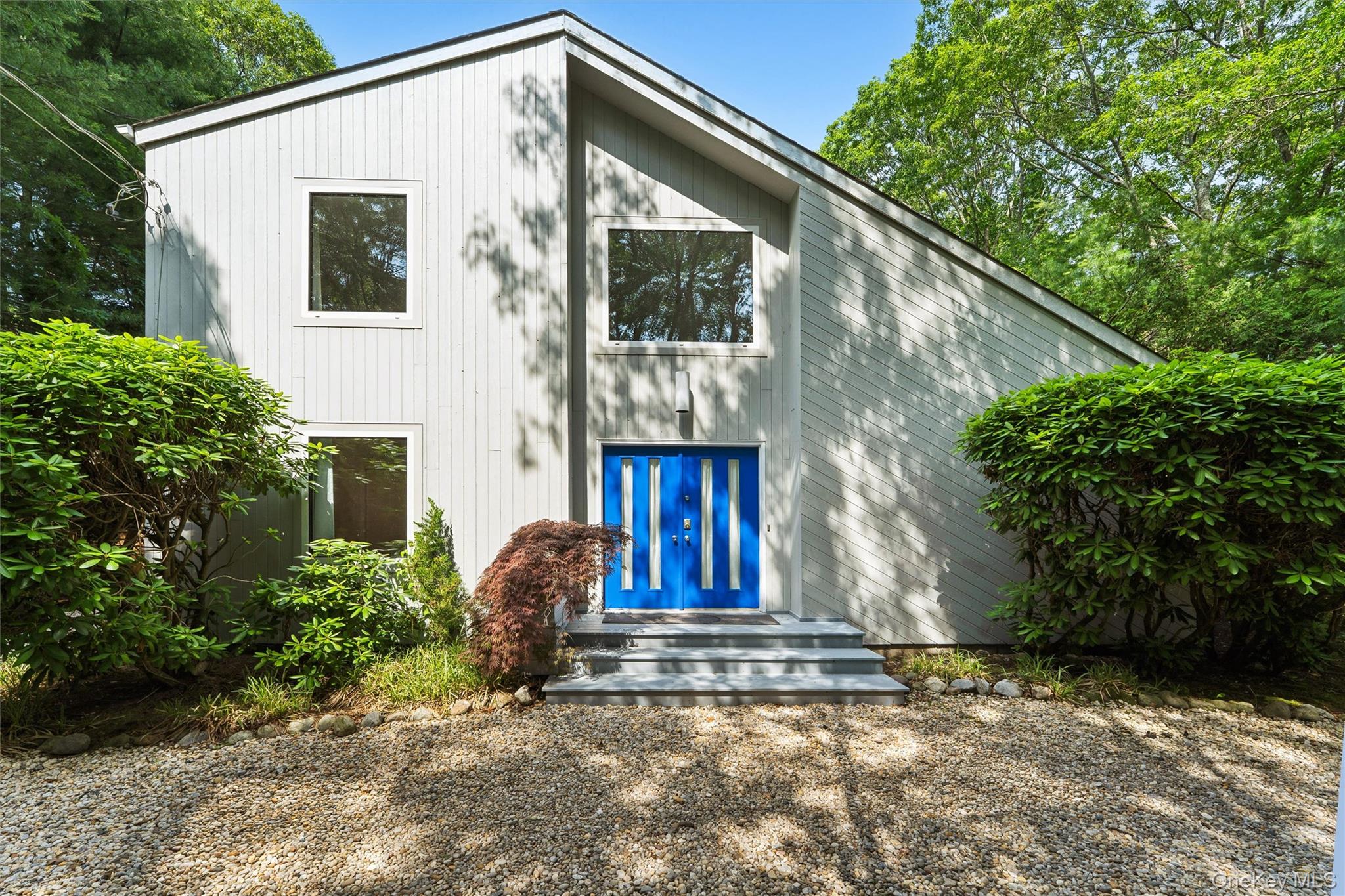 24 Quogue Riverhead Road, Quogue, NY 11959