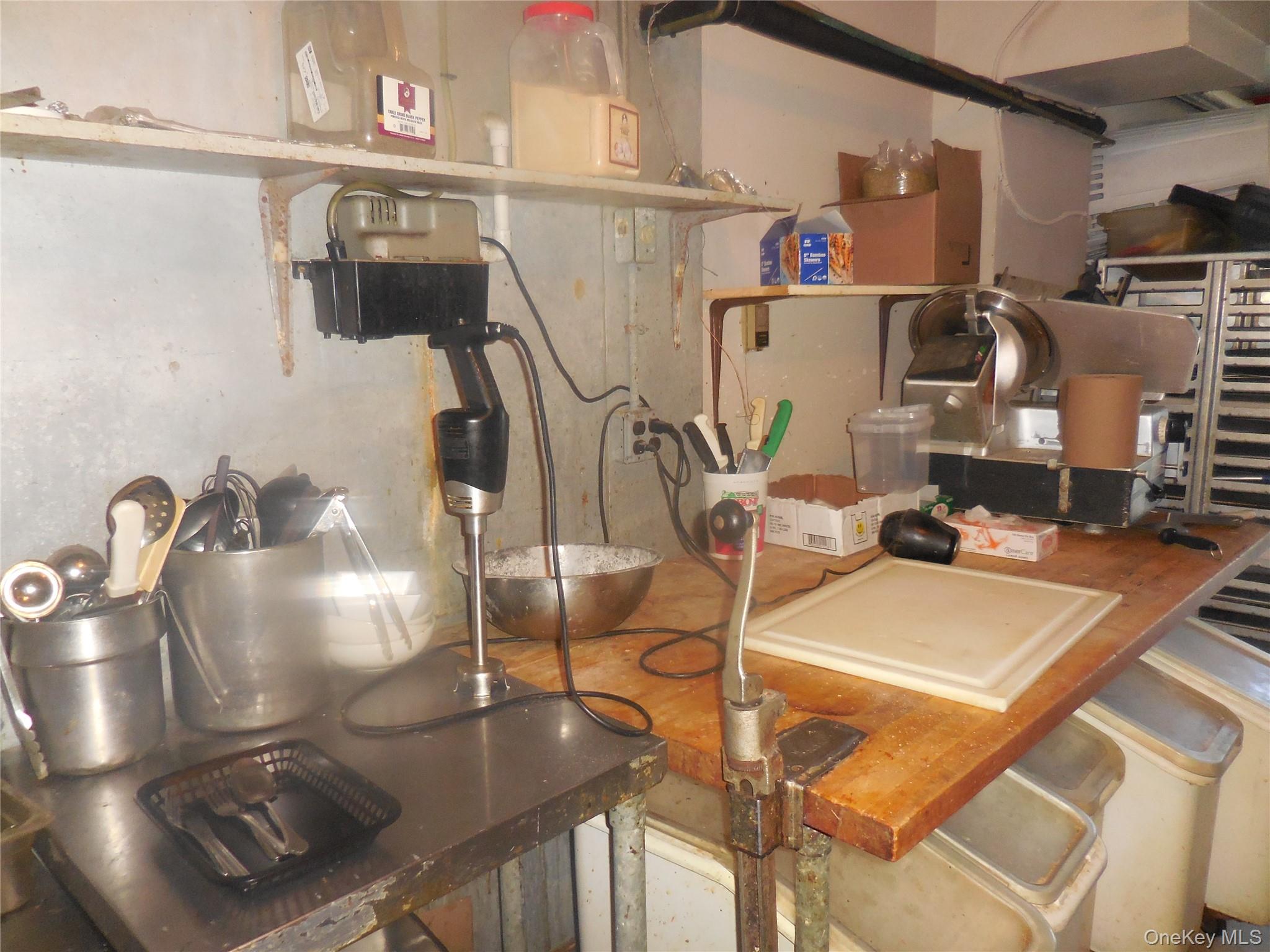 74 North Street # DELI, Newburgh, NY 12550