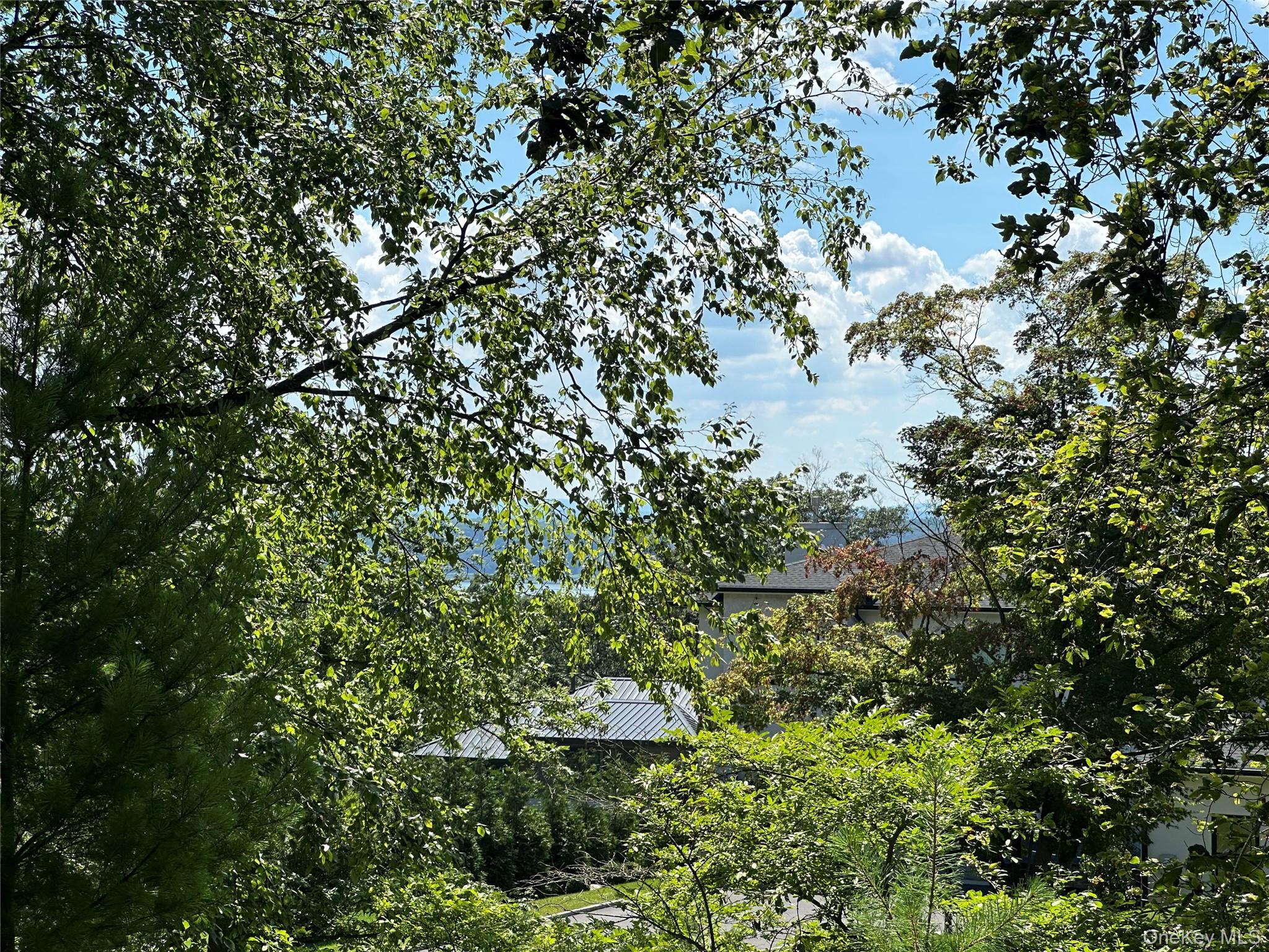 1 Heritage Hill Road, Irvington, NY 10533