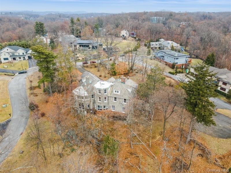 1 Heritage Hill Road, Irvington, NY 10533