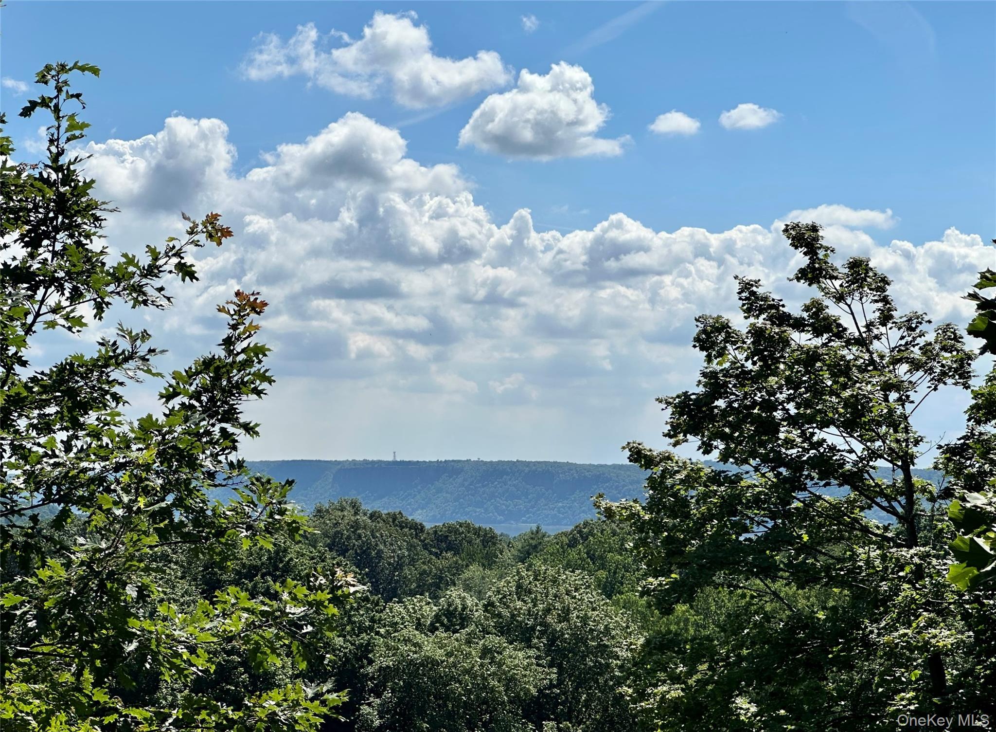 1 Heritage Hill Road, Irvington, NY 10533