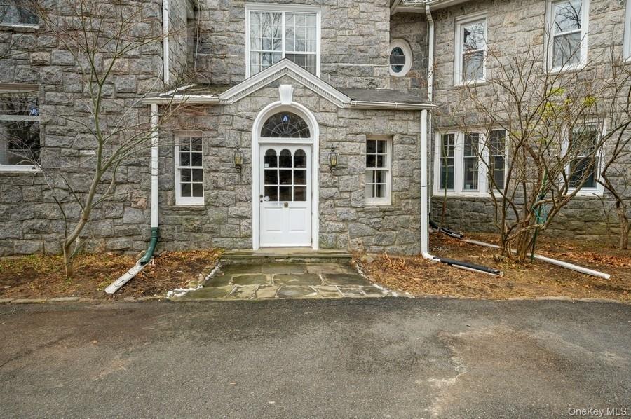 1 Heritage Hill Road, Irvington, NY 10533