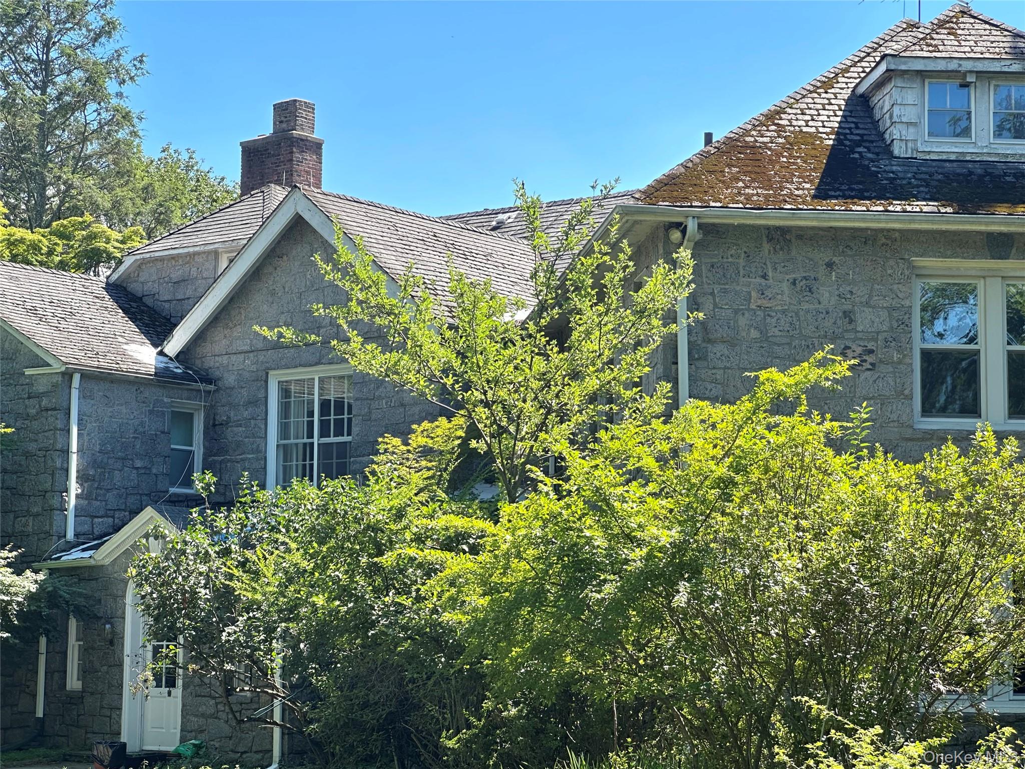 1 Heritage Hill Road, Irvington, NY 10533