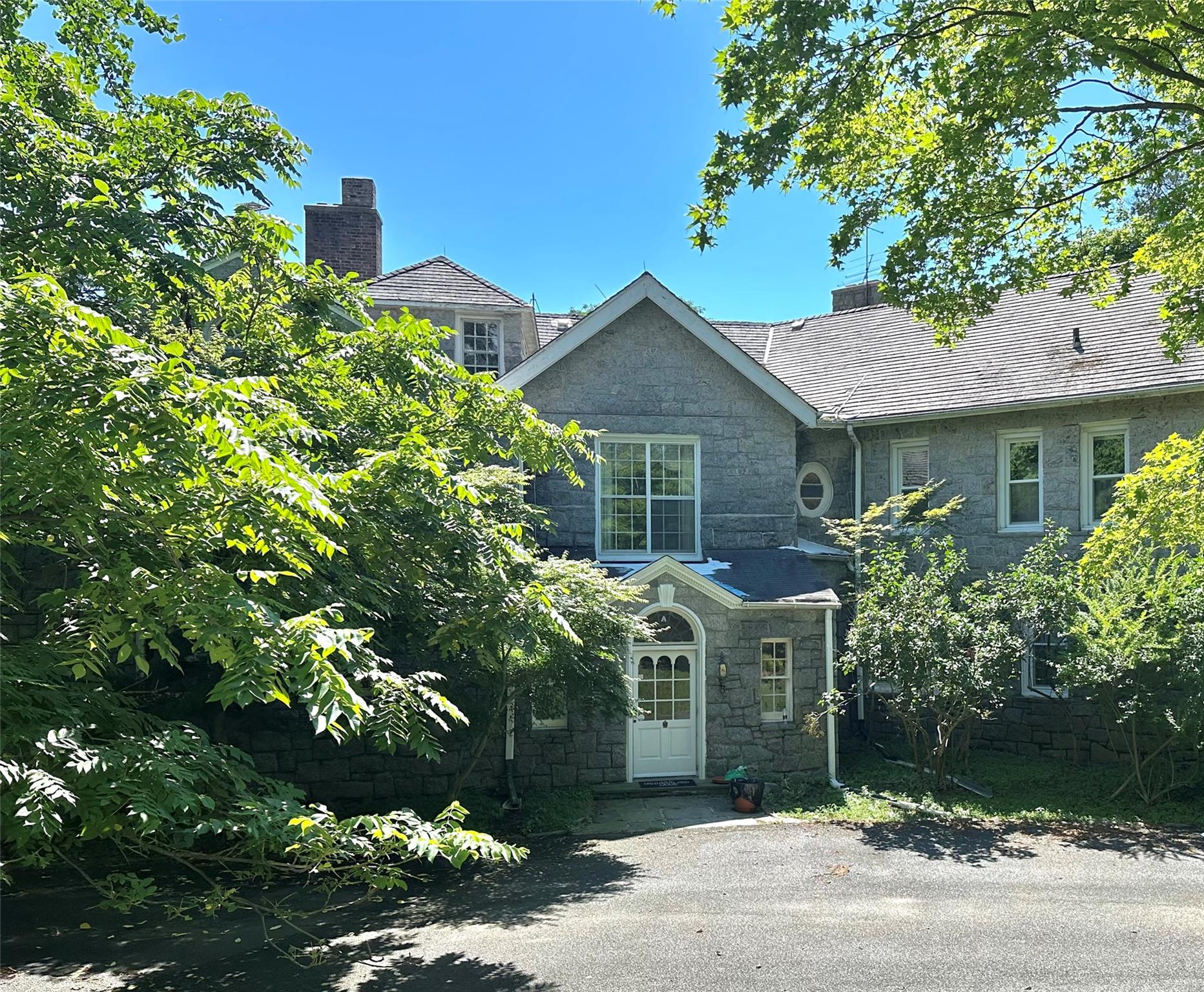 1 Heritage Hill Road, Irvington, NY 10533