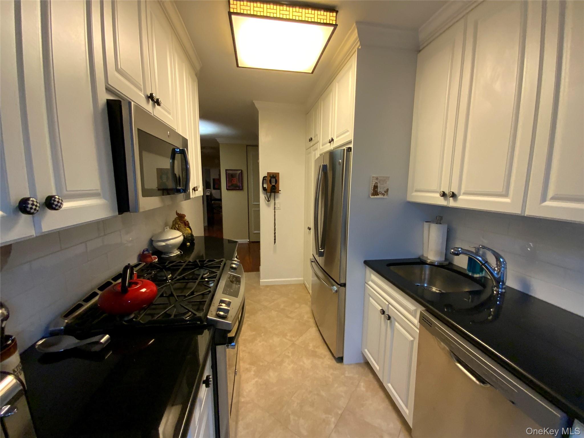 26910 Grand Central Parkway # 16N, Floral Park, NY 11005