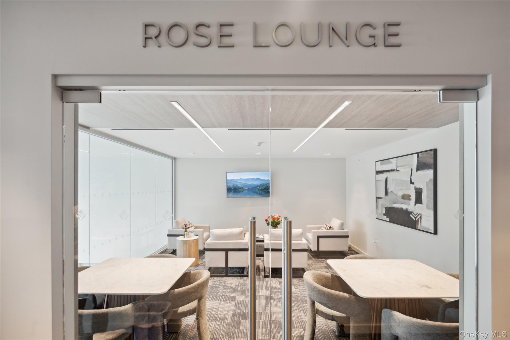 218 Middle Neck Road # 302, Great Neck, NY 11021