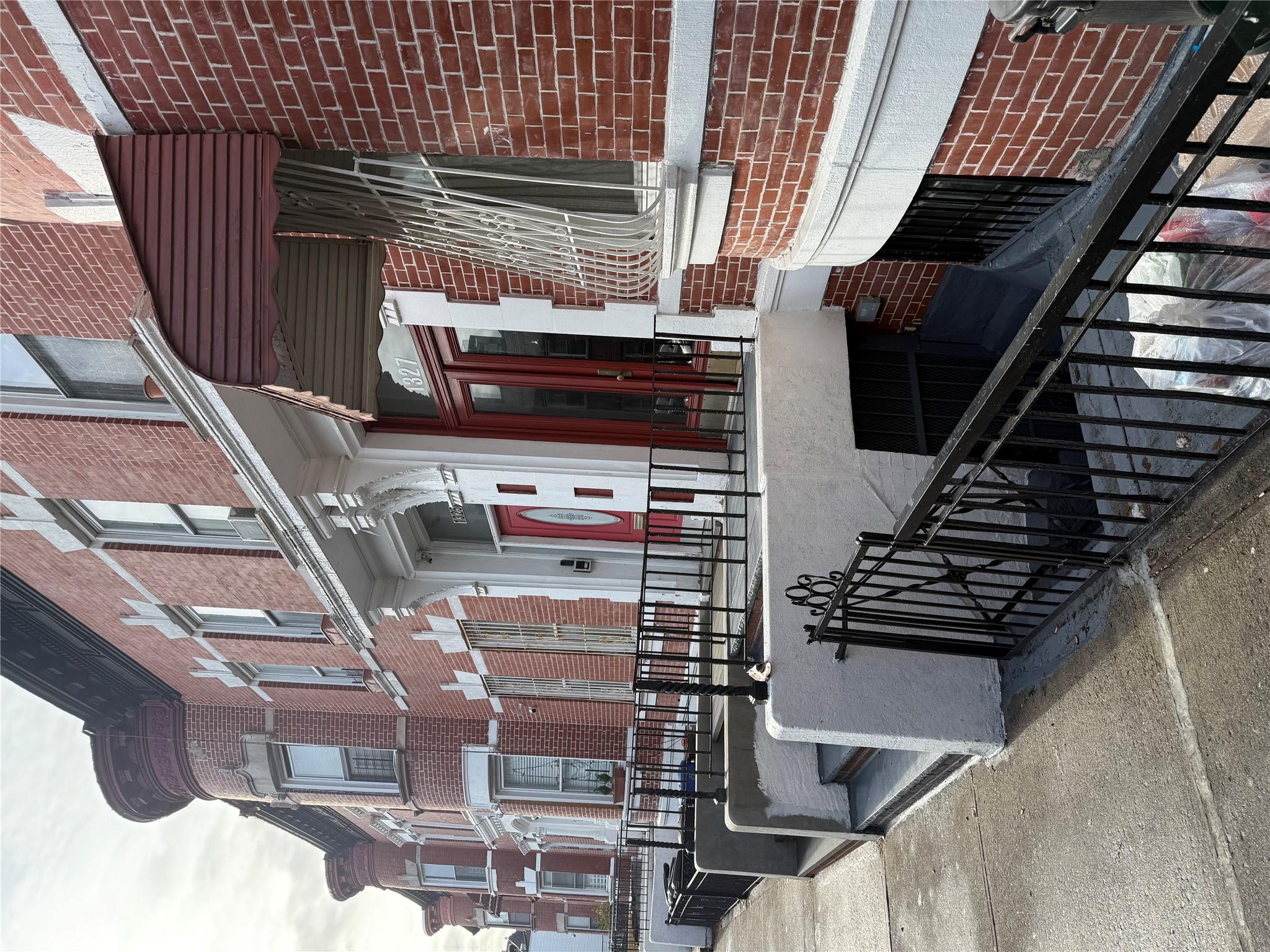 1327 Plimpton Avenue, Bronx, NY 10452