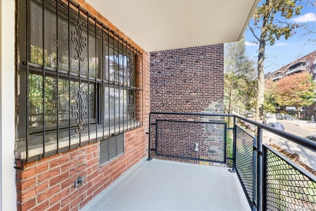 83-60 118th Street # 3G, Kew Gardens, NY 11415