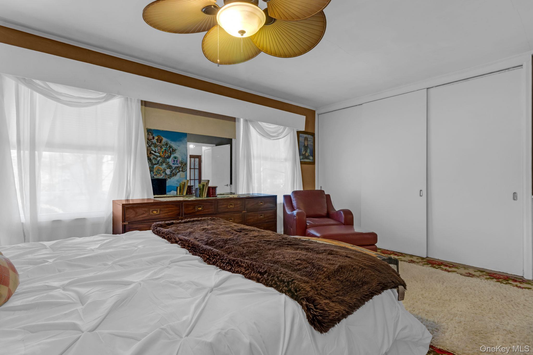 10 Memory Lane, Poughkeepsie, NY 12603