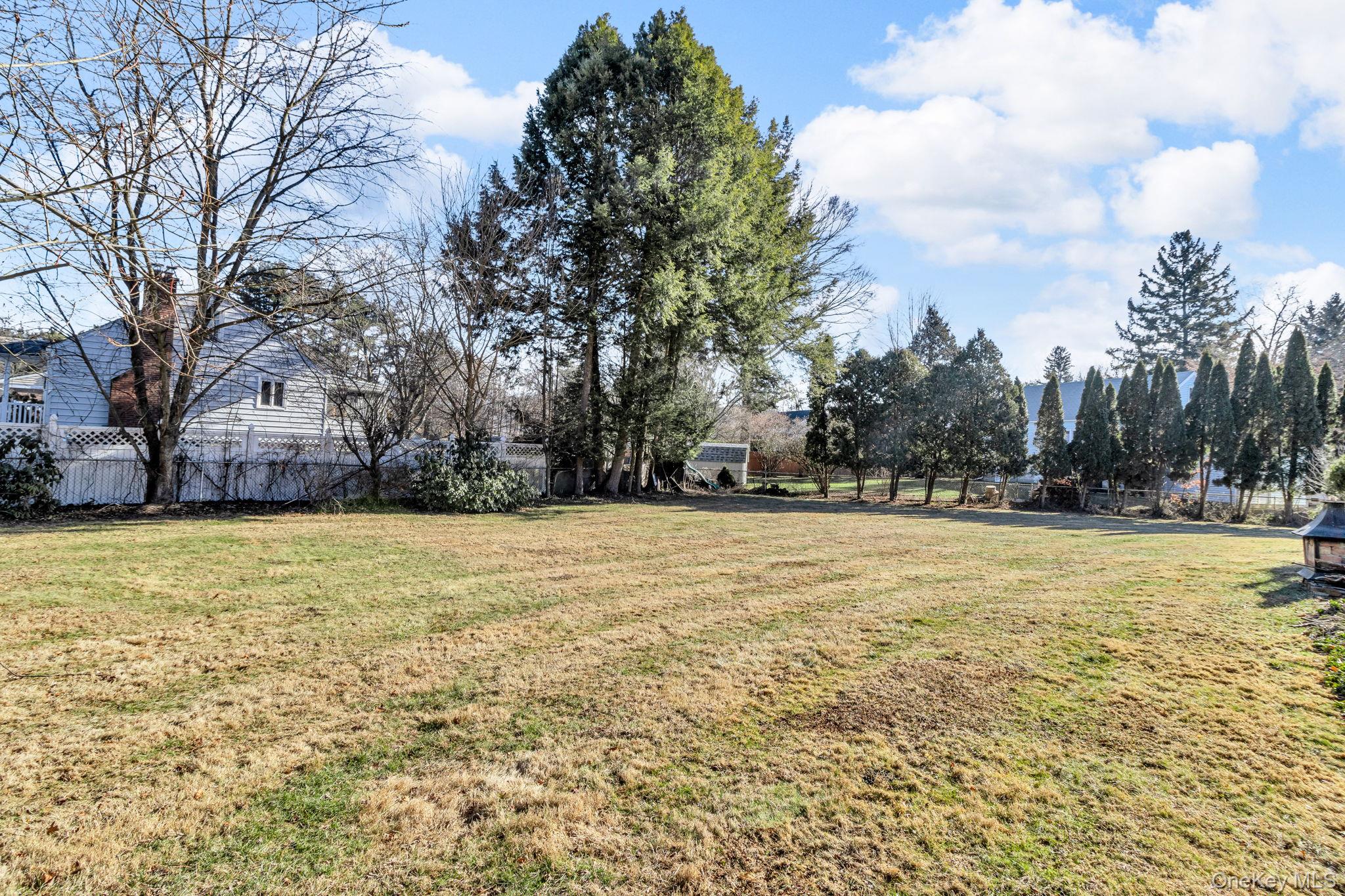 10 Memory Lane, Poughkeepsie, NY 12603