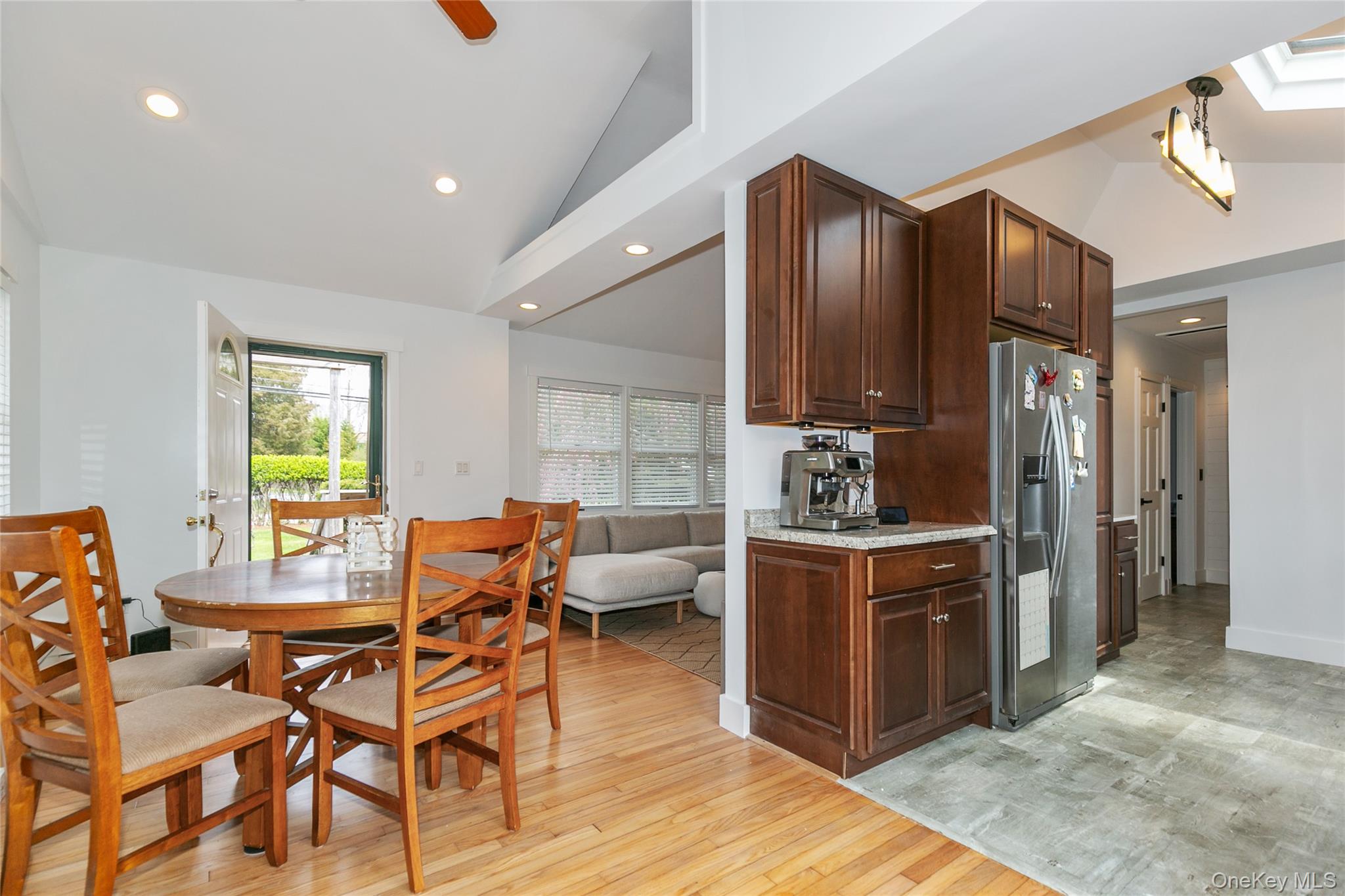 7 Suffolk Road, Hampton Bays, NY 11946