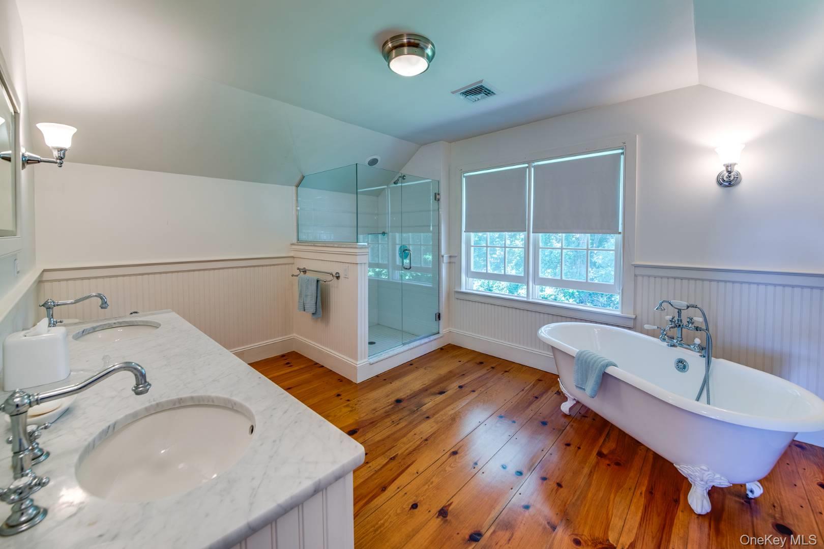 70 Sayres Path, Wainscott, NY 11975