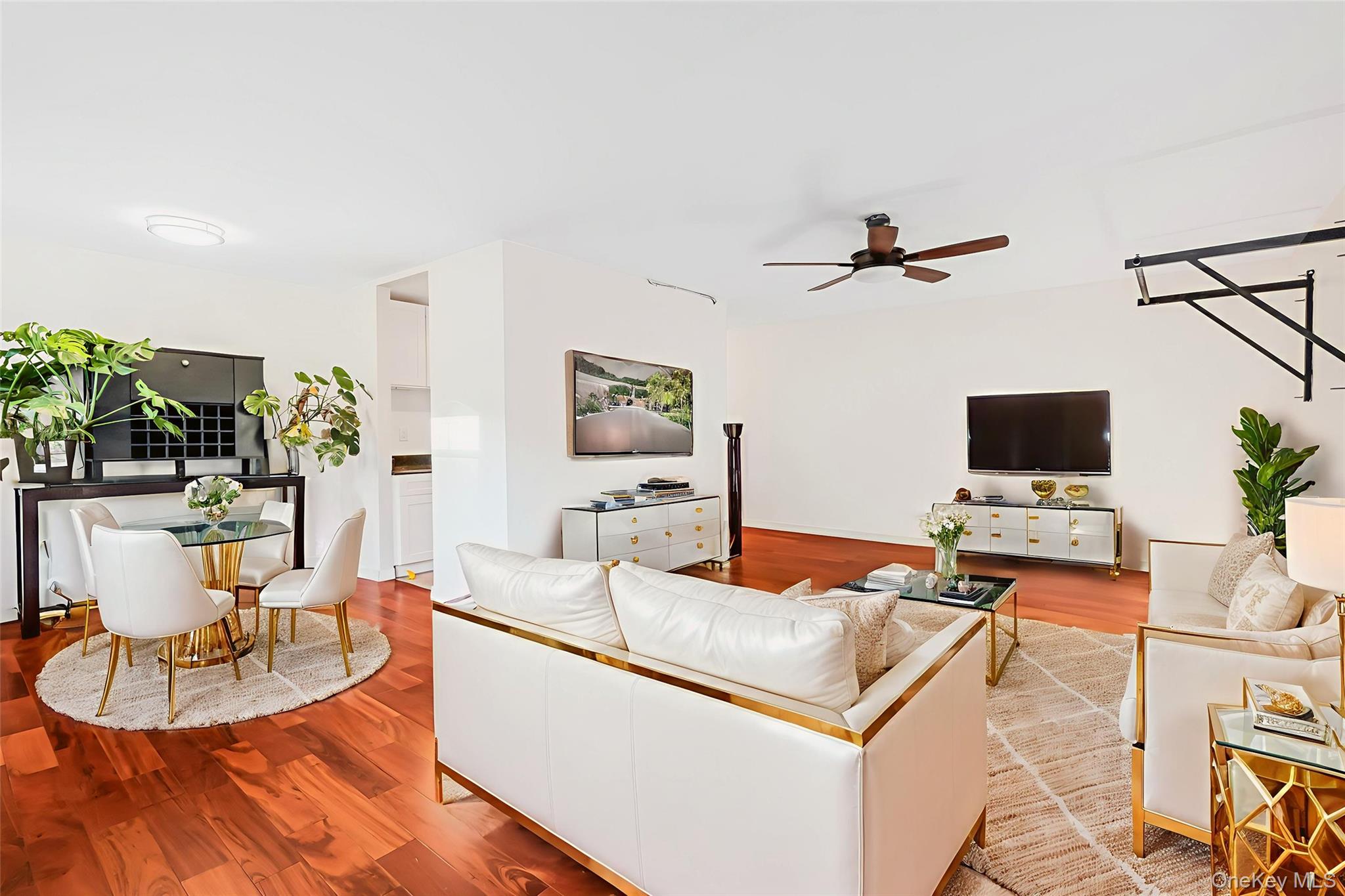 1300 Midland Avenue # B42, Yonkers, NY 10704